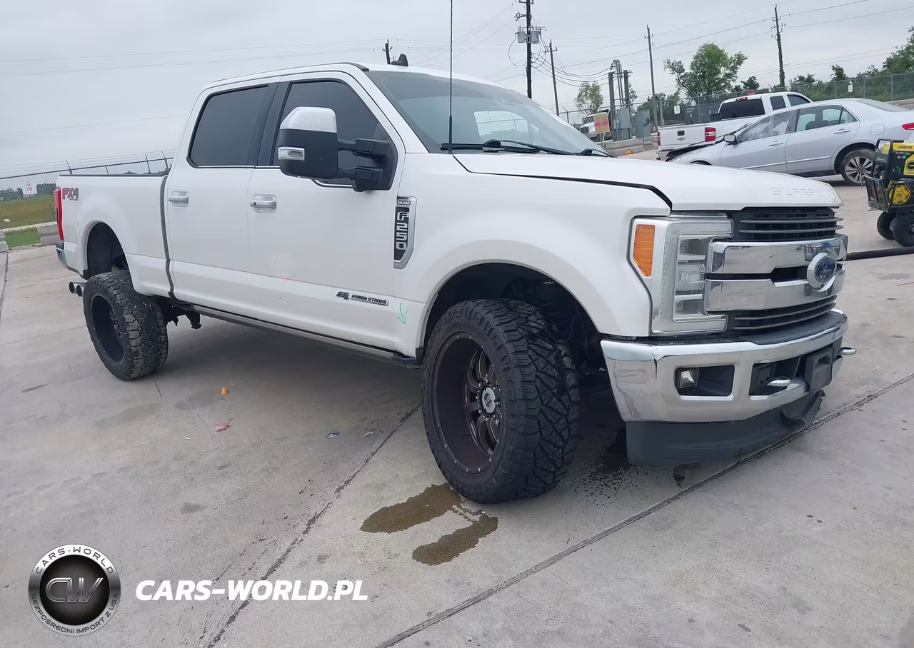 2019 Ford F-250 King Ranch – zdjęcie 1 z 16