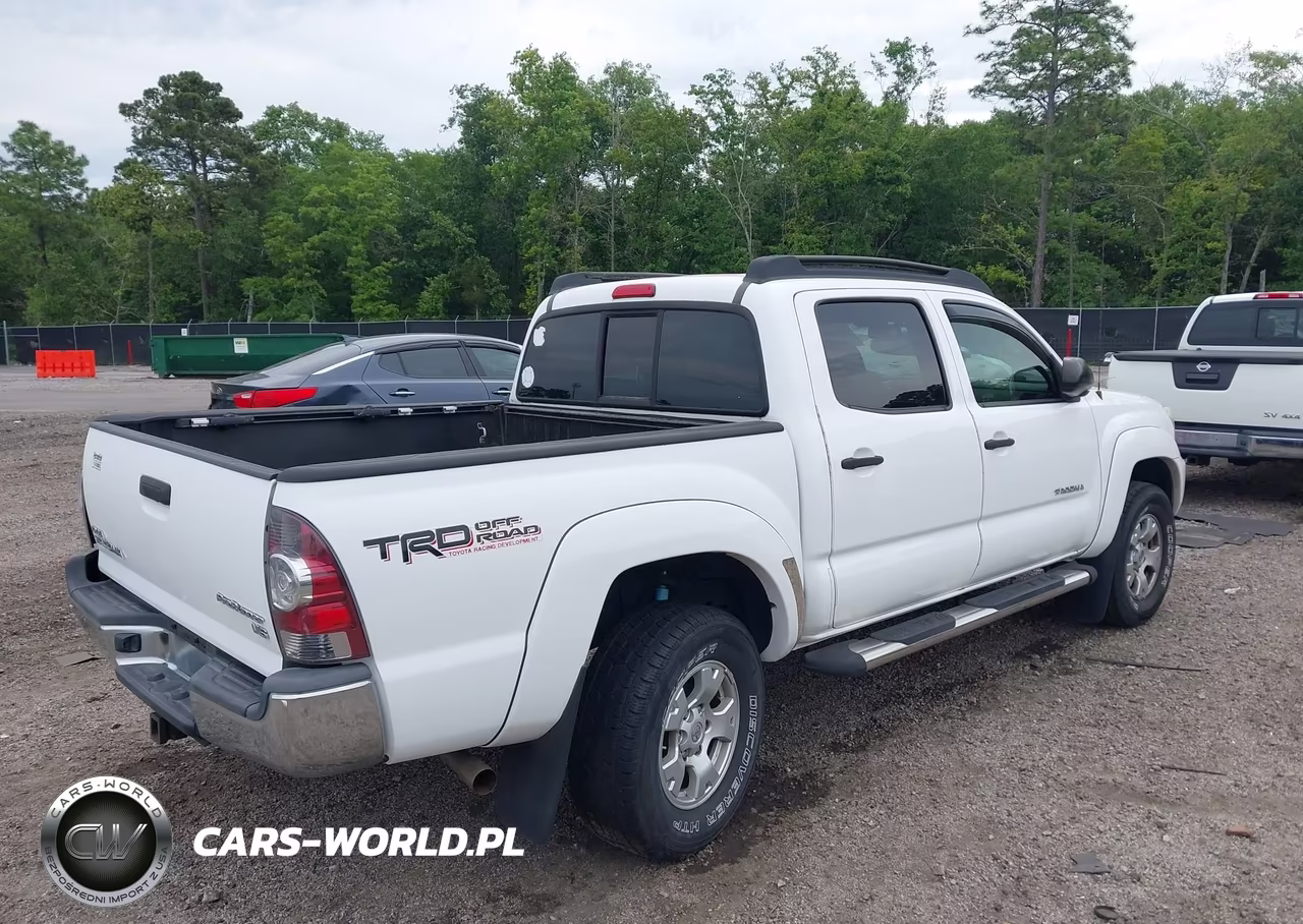 2013 Toyota Tacoma Prerunner V6 VIN:5TFJU4GN5DX034241 - 4