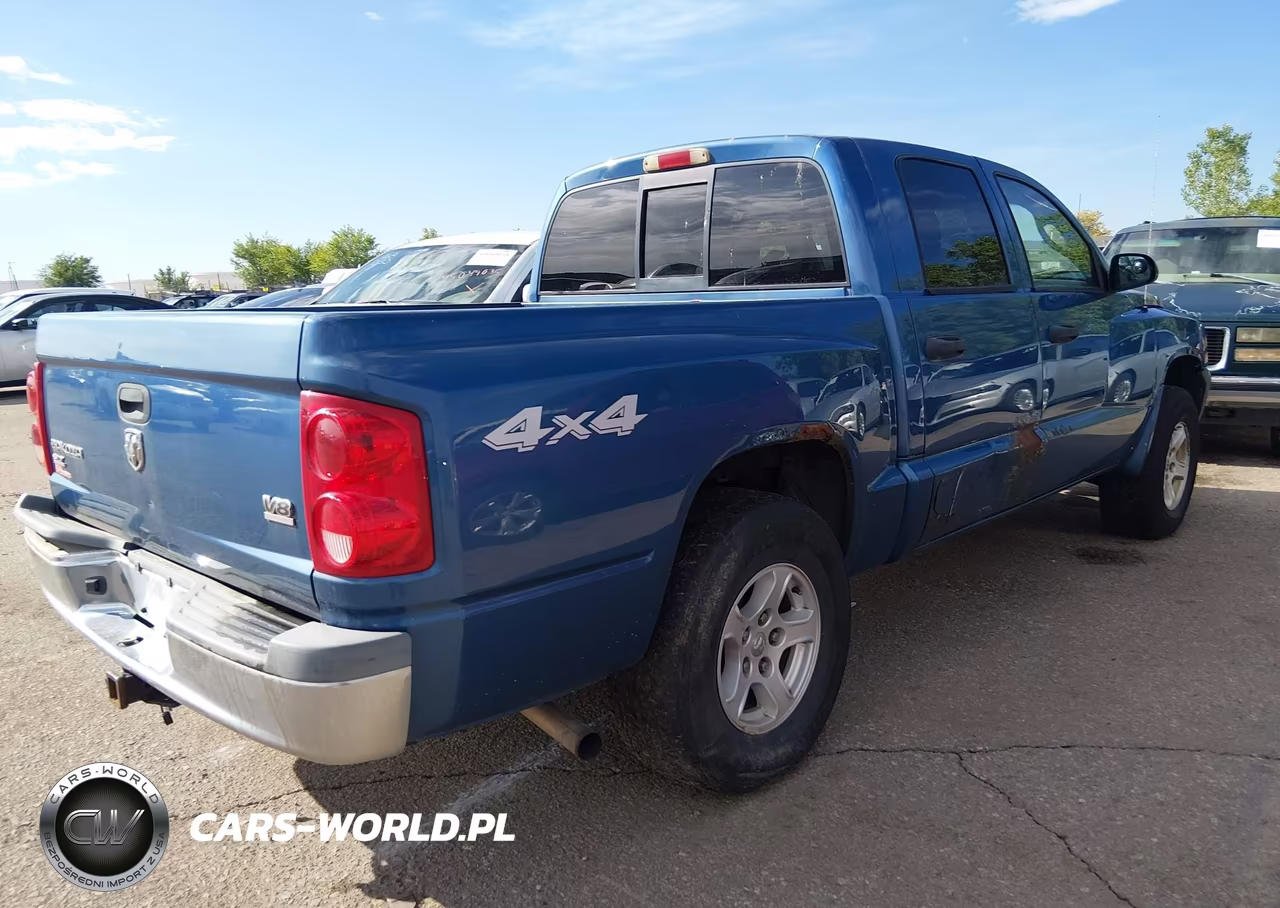 2005 Dodge Dakota Slt VIN:1D7HW48N05S248324 - 4