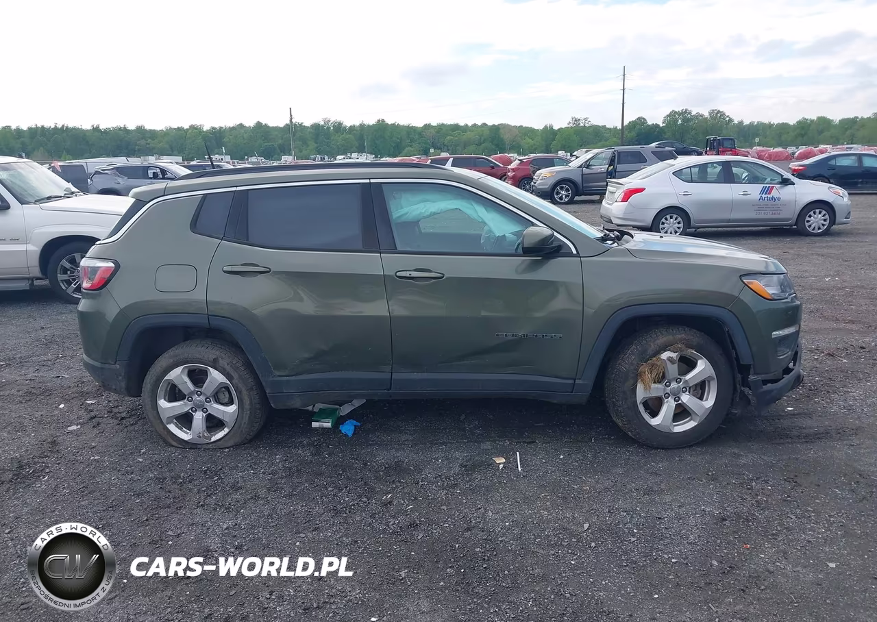 2017 Jeep New Compass Latitude 4X4 VIN:3C4NJDBBXHT672221 - 13