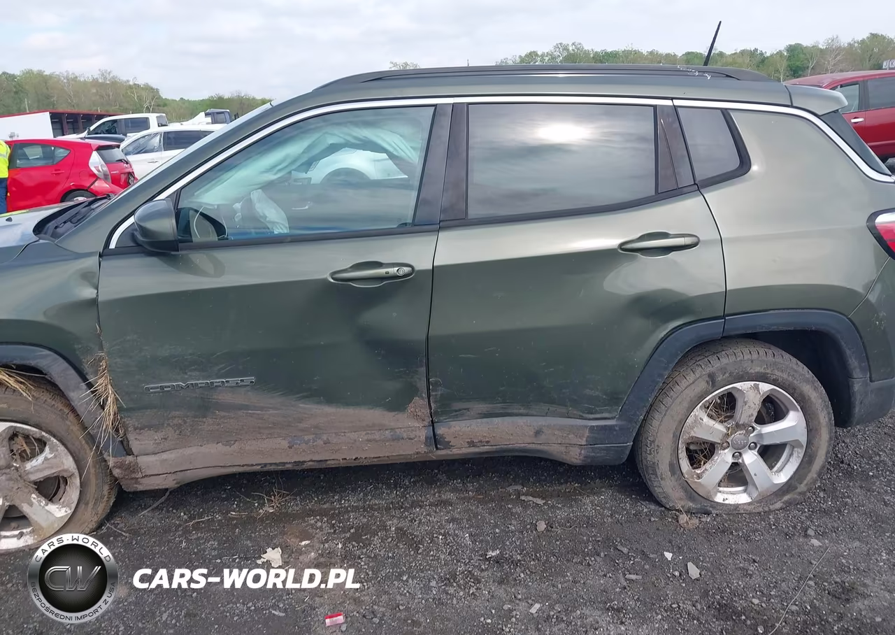 2017 Jeep New Compass Latitude 4X4 VIN:3C4NJDBBXHT672221 - 6