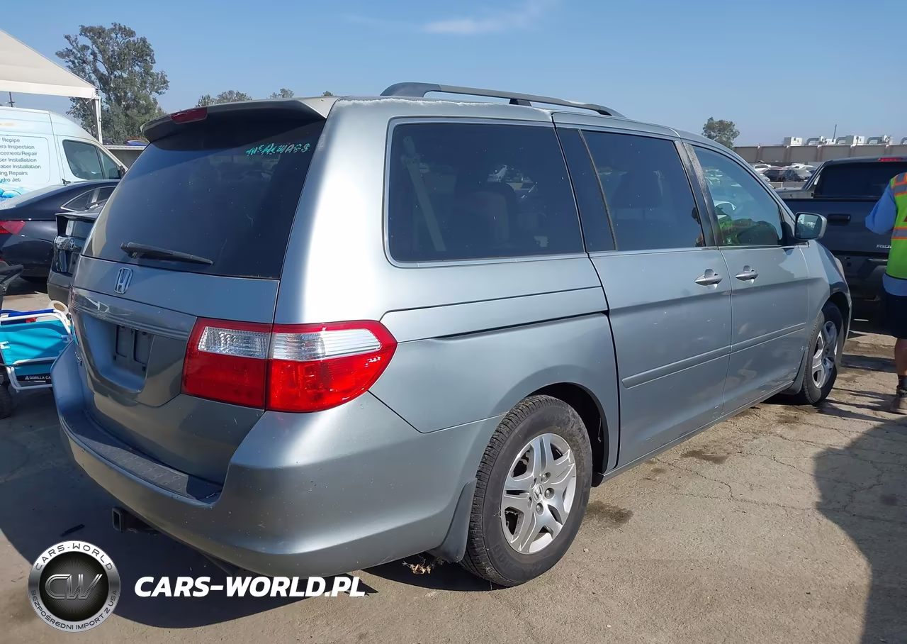 2007 Honda Odyssey Ex VIN:5FNRL38457B054235 - 4