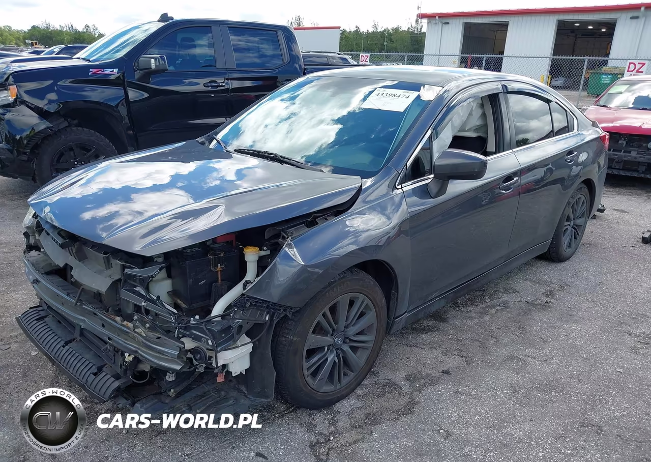 2018 Subaru Legacy 2.5I Premium VIN:4S3BNAC68J3006144 - 2