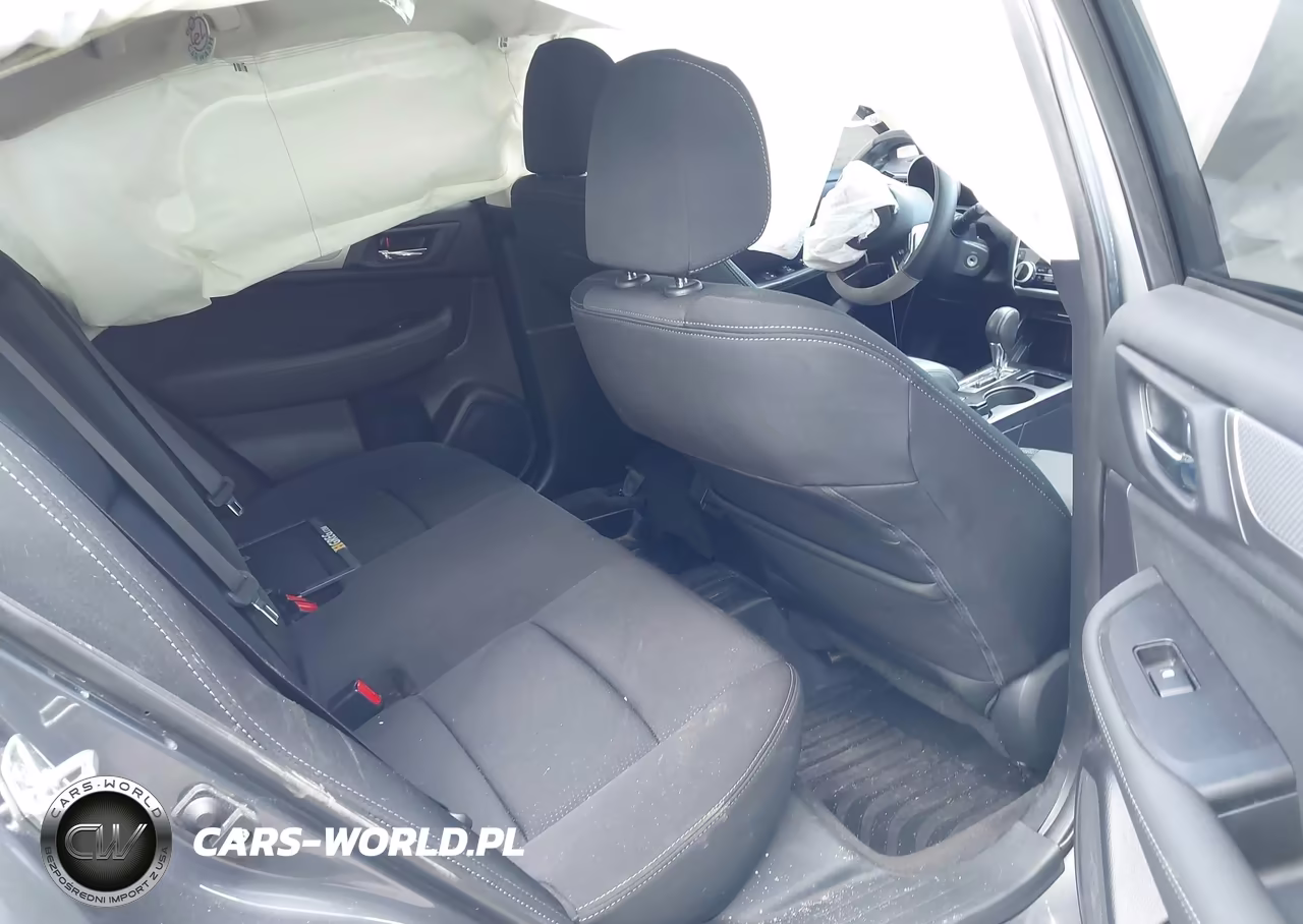 2018 Subaru Legacy 2.5I Premium VIN:4S3BNAC68J3006144 - 8