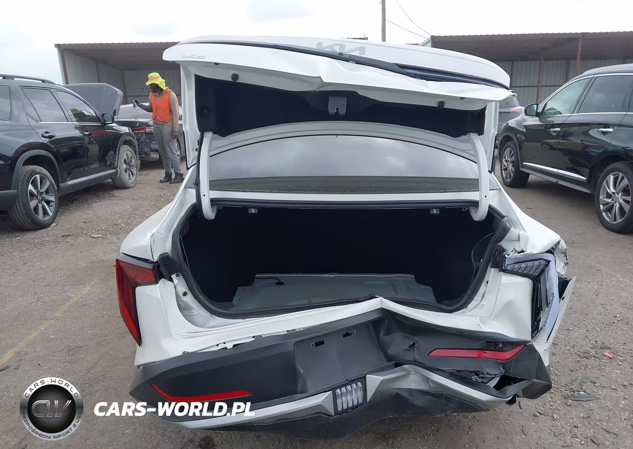 2025 Kia K4 Lxs VIN:3KPFT4DE6SE161283 - 16