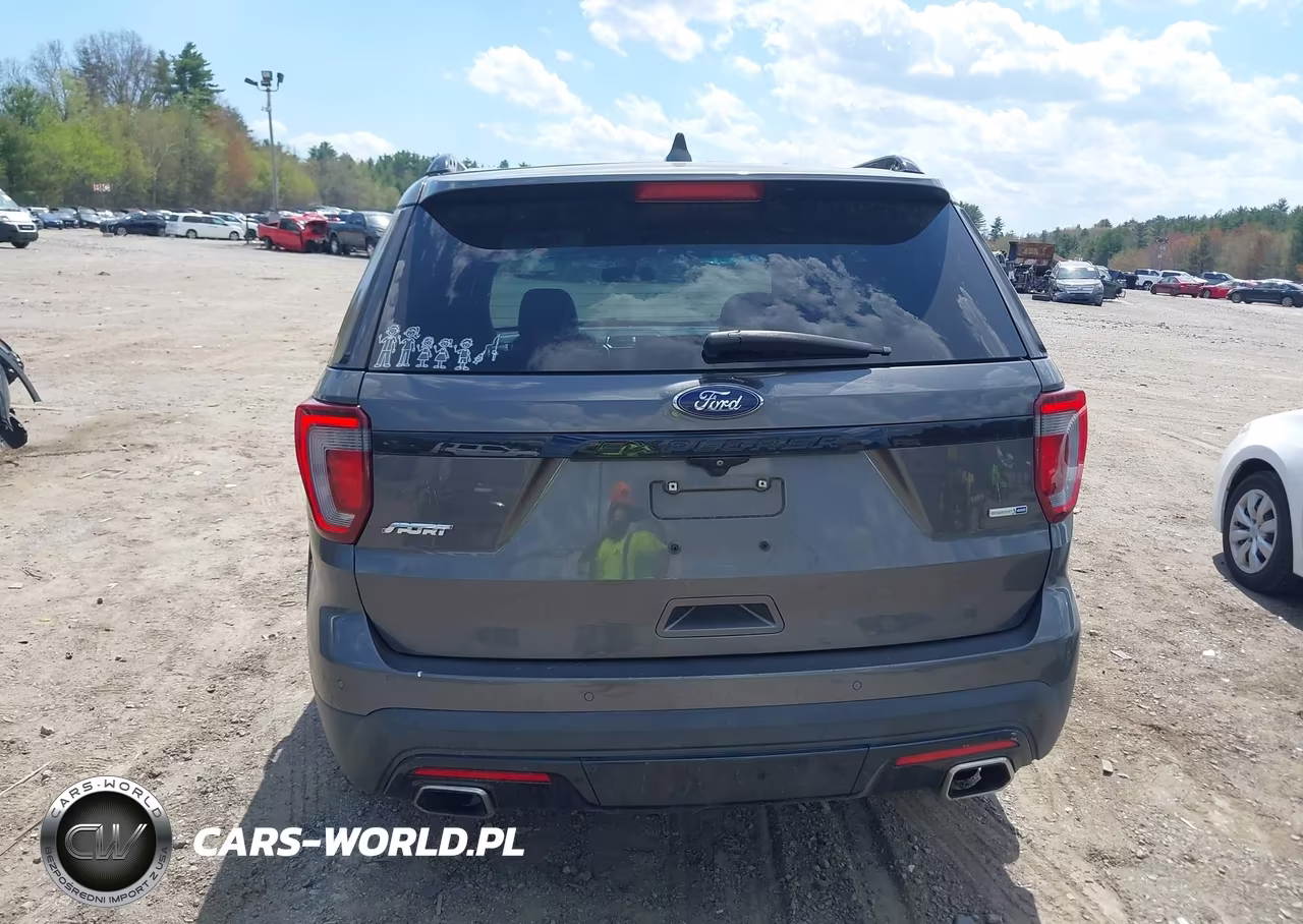 2016 Ford Explorer Sport VIN:1FM5K8GT4GGD33250 - 17