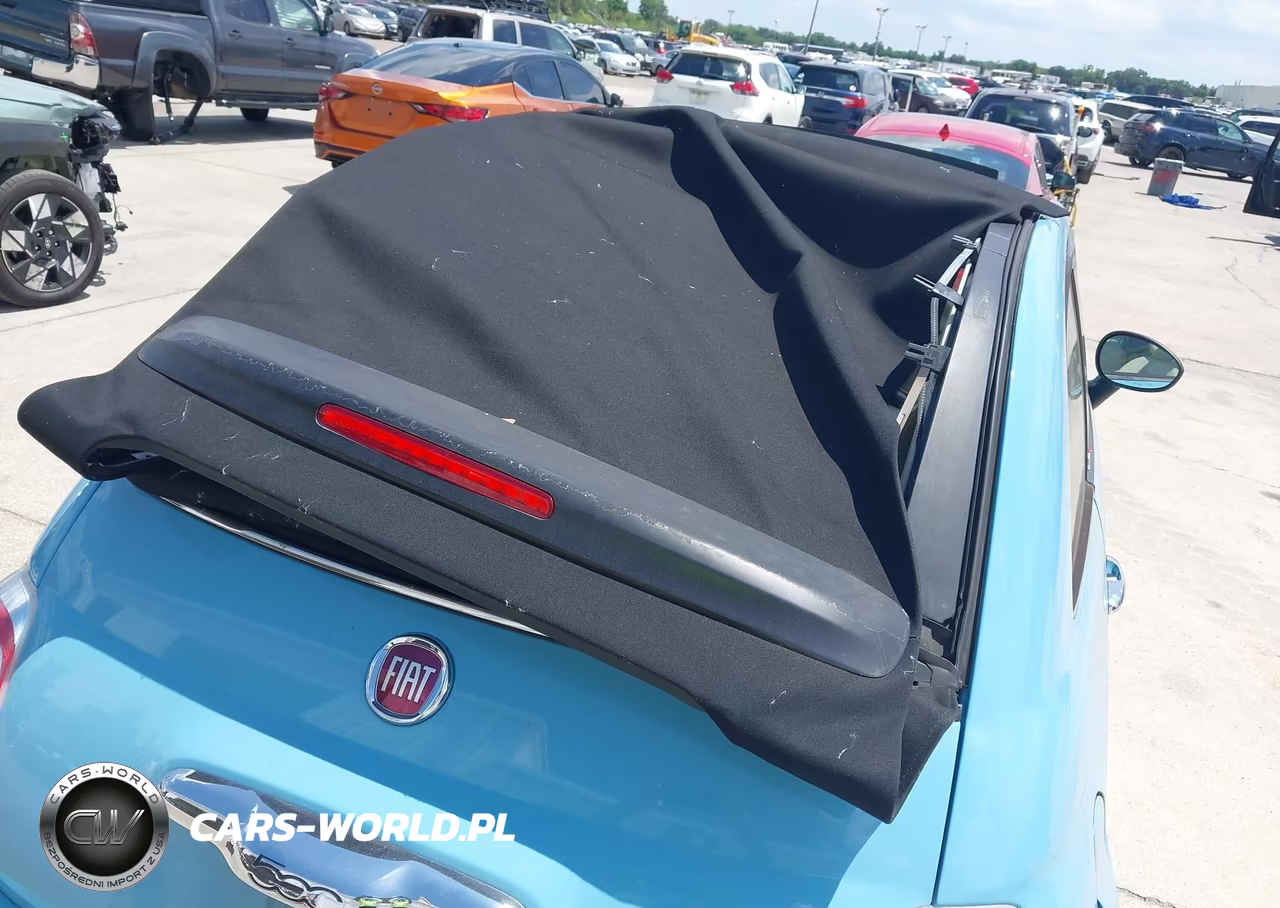 2017 Fiat 500C Lounge VIN:3C3CFFER1HT579136 - 6