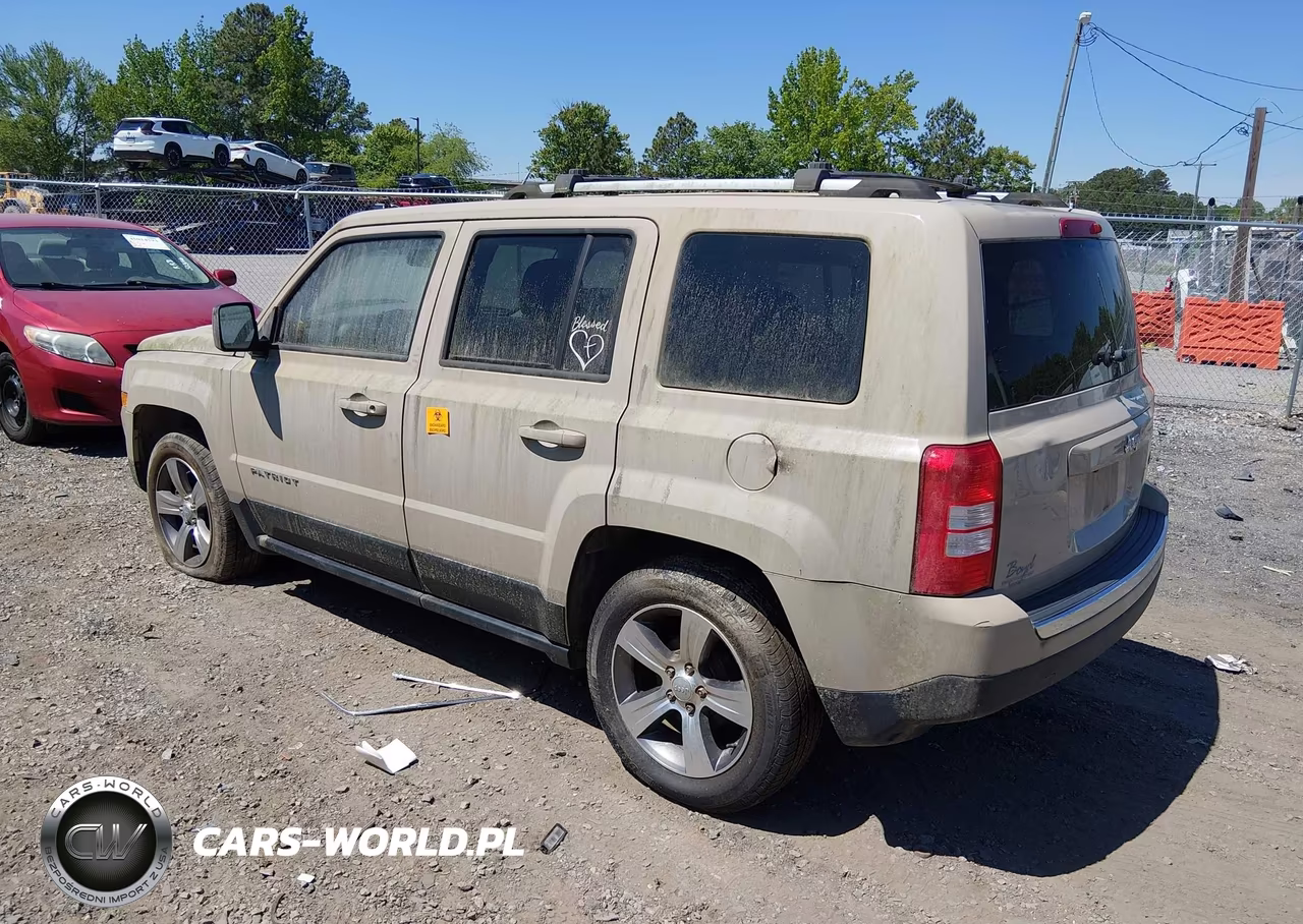 2017 Jeep Patriot High Altitude Fwd VIN:1C4NJPFA0HD136953 - 3