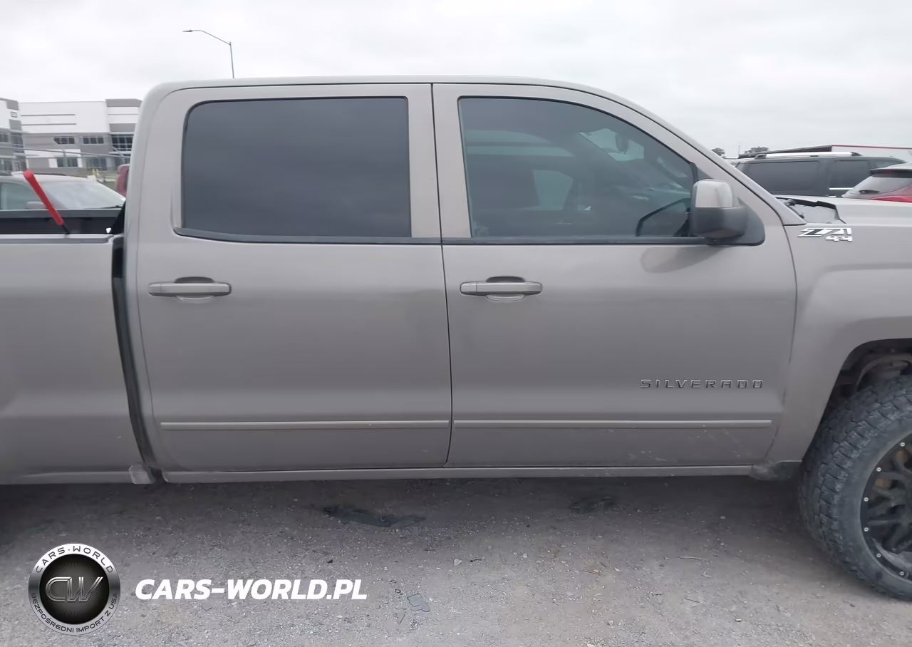 2017 Chevrolet Silverado 1500 2Lt VIN:3GCUKREC2HG213302 - 13