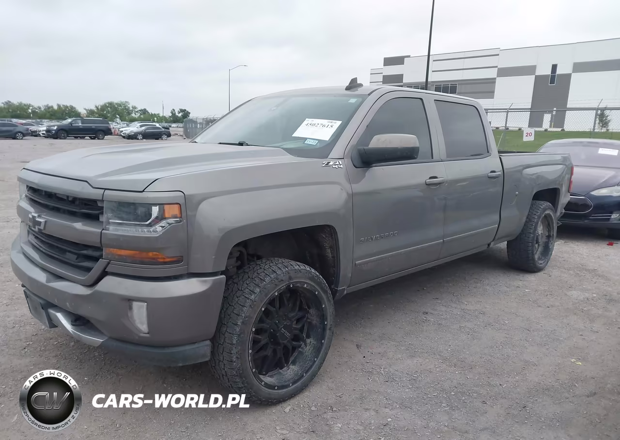 2017 Chevrolet Silverado 1500 2Lt VIN:3GCUKREC2HG213302 - 2
