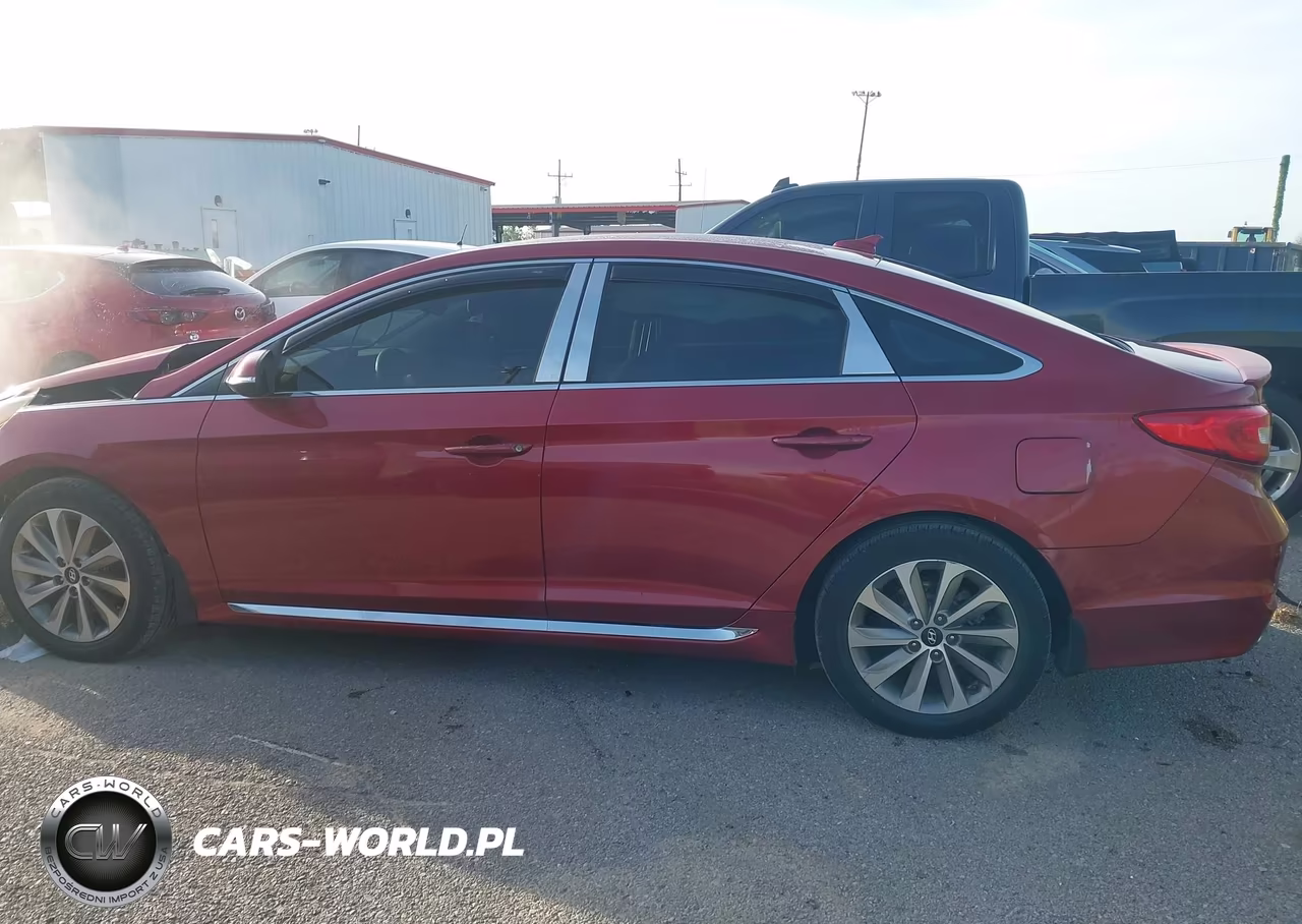 2015 Hyundai Sonata Sport VIN:5NPE34AF8FH167189 - 14