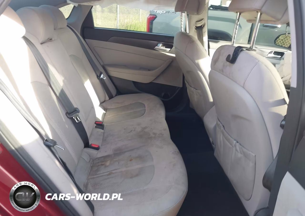 2015 Hyundai Sonata Sport VIN:5NPE34AF8FH167189 - 8