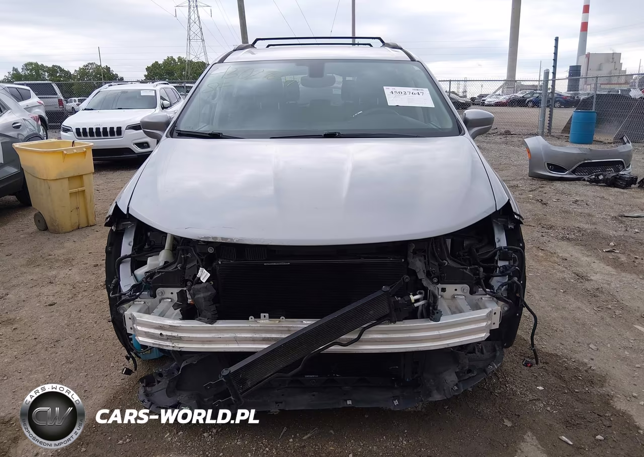 2017 Chrysler Pacifica Touring-L VIN:2C4RC1BG6HR507467 - 13