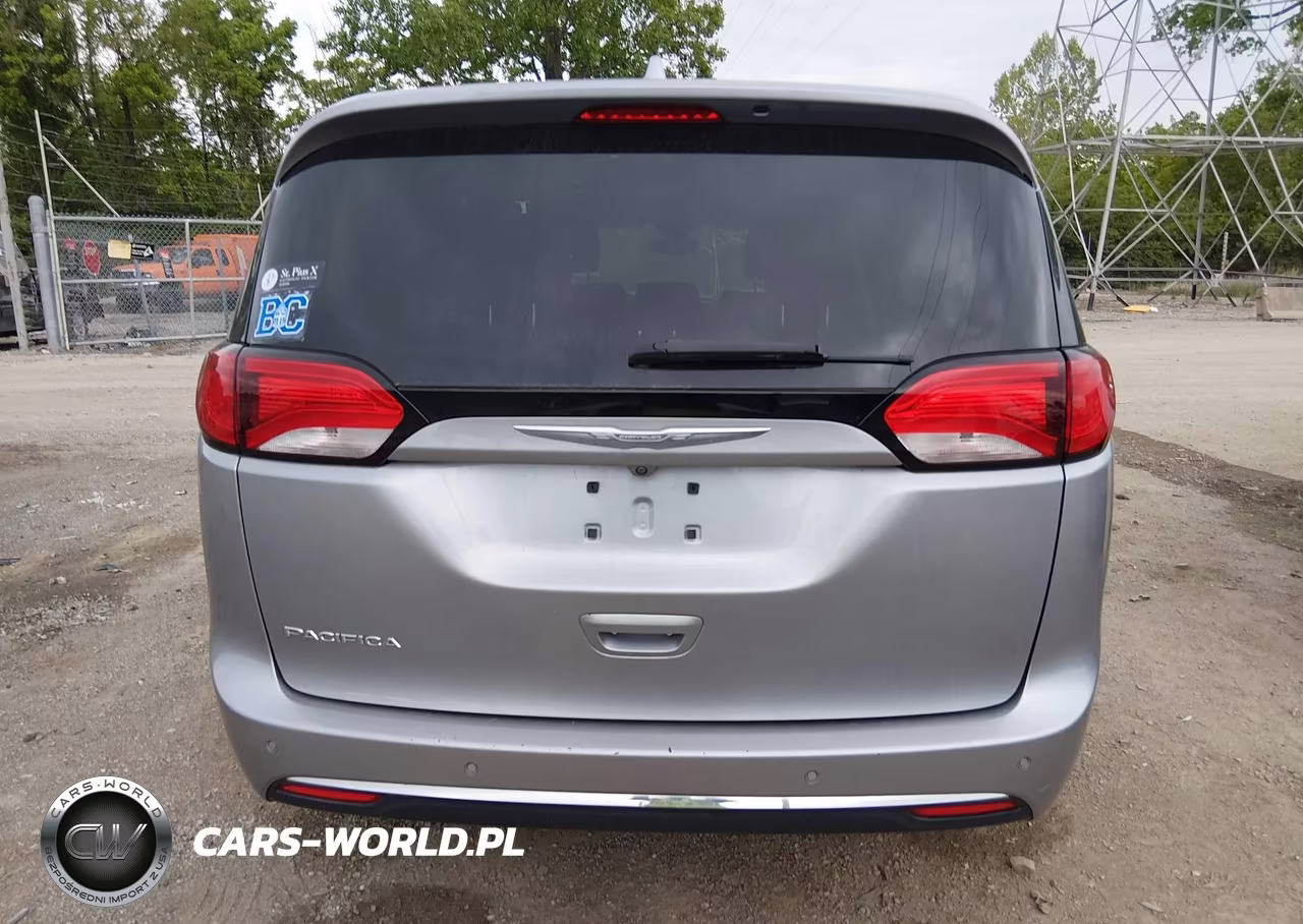 2017 Chrysler Pacifica Touring-L VIN:2C4RC1BG6HR507467 - 17