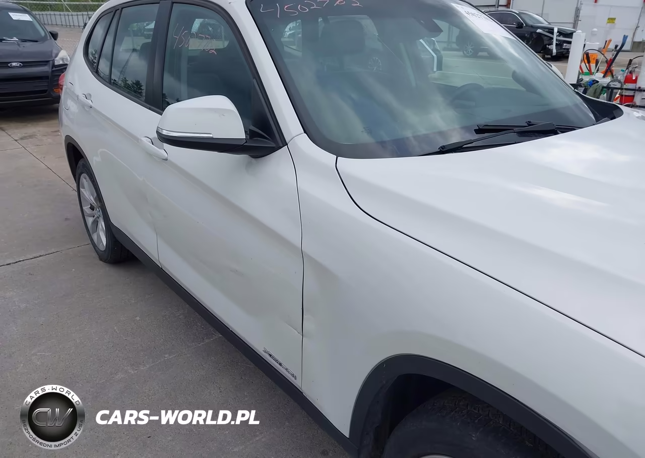 2014 BMW X1 xDrive28I VIN:WBAVL1C5XEVY22919 - 6