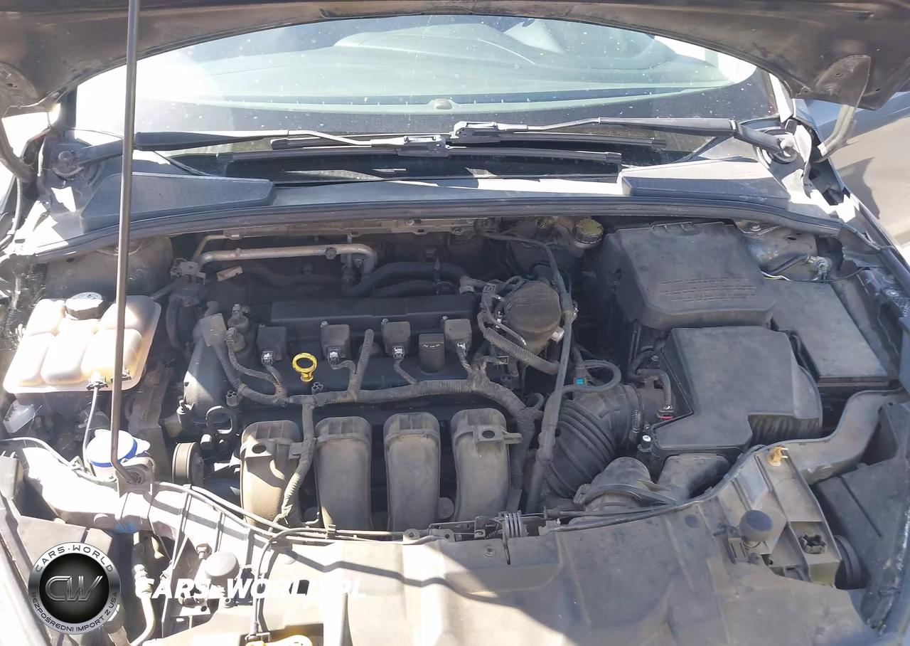 2015 Ford Focus Se VIN:1FADP3K20FL326942 - 10