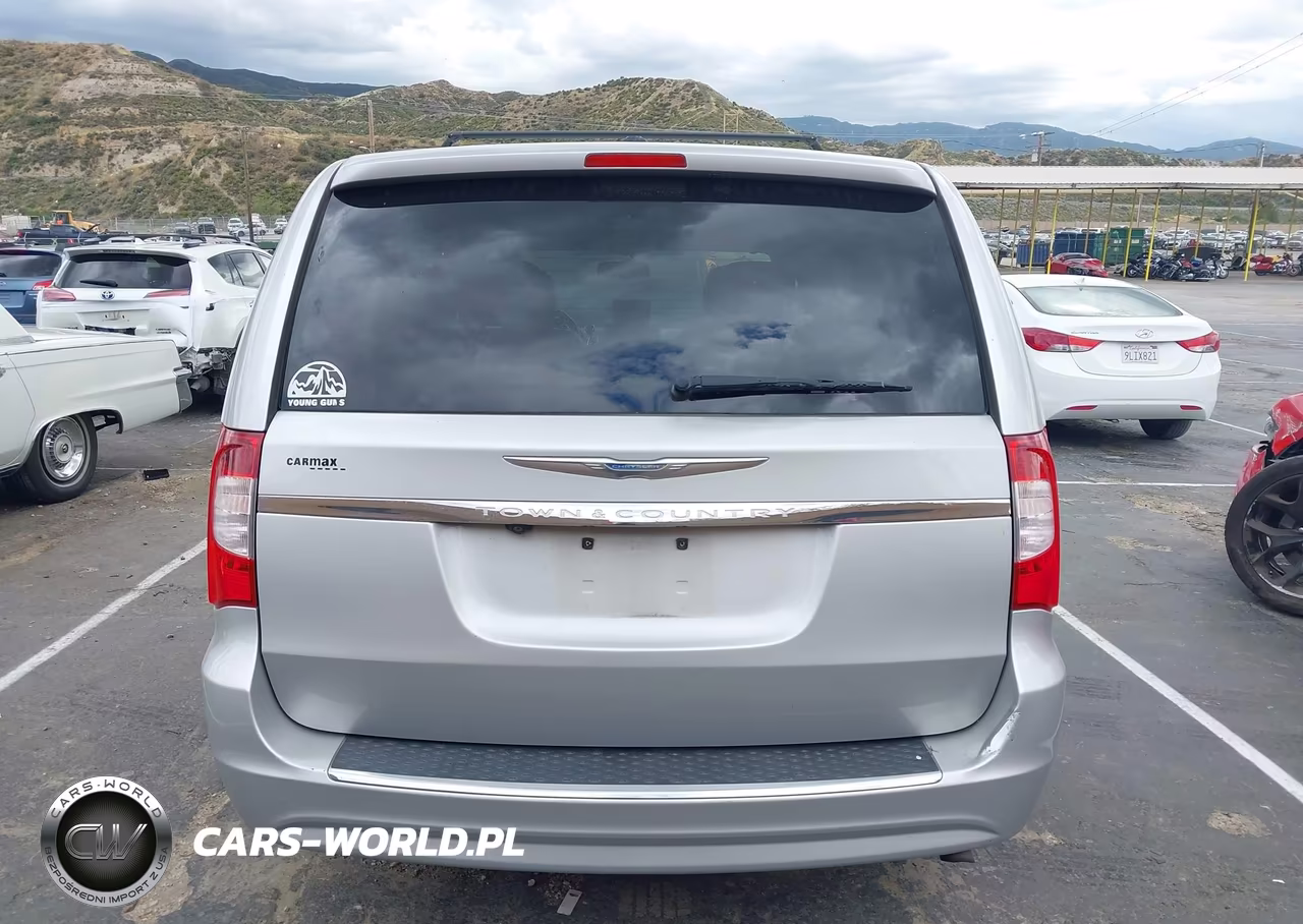 2012 Chrysler Town & Country Touring VIN:2C4RC1BG5CR300190 - 16