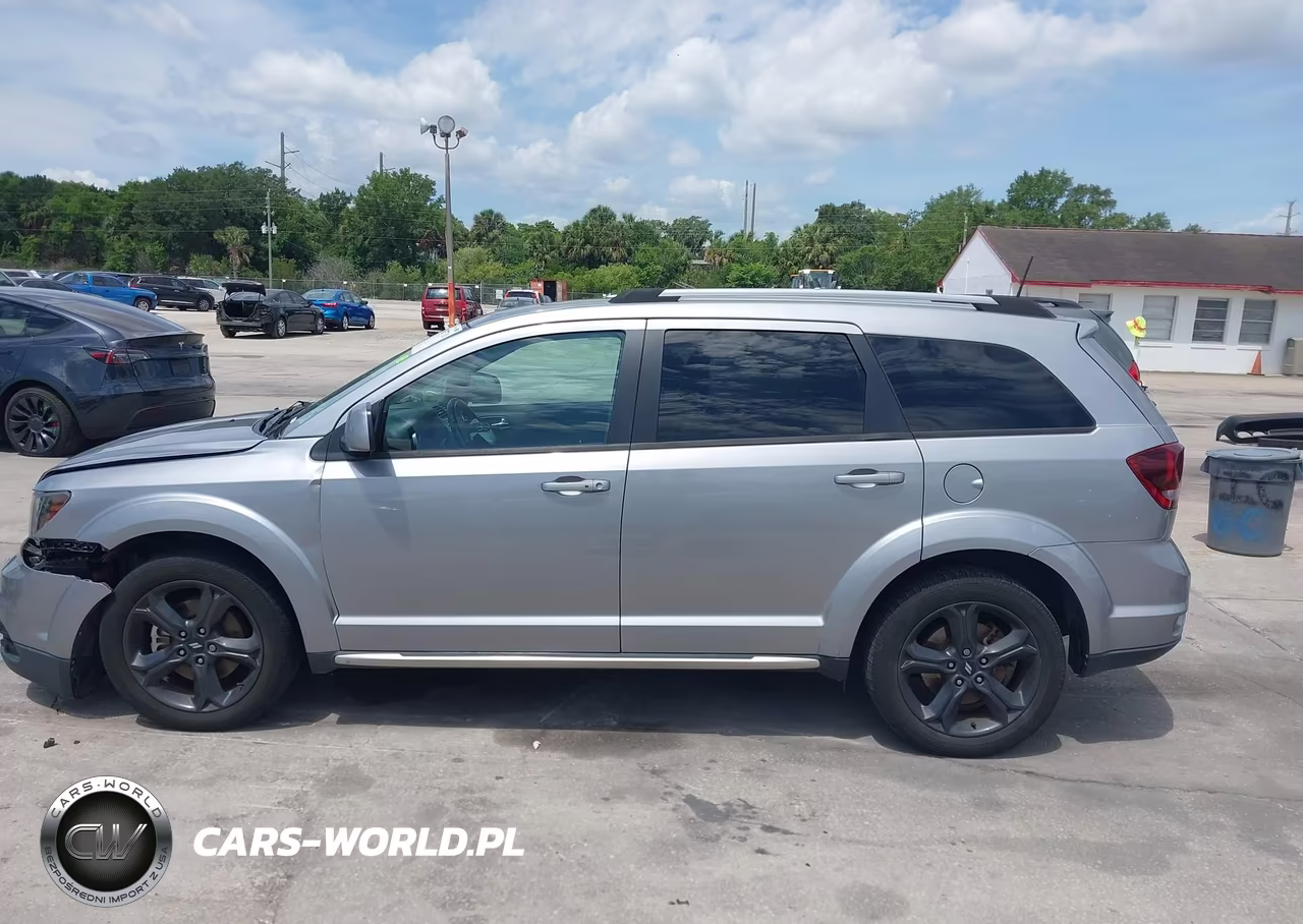 2018 Dodge Journey Crossroad VIN:3C4PDCGB3JT534237 - 14