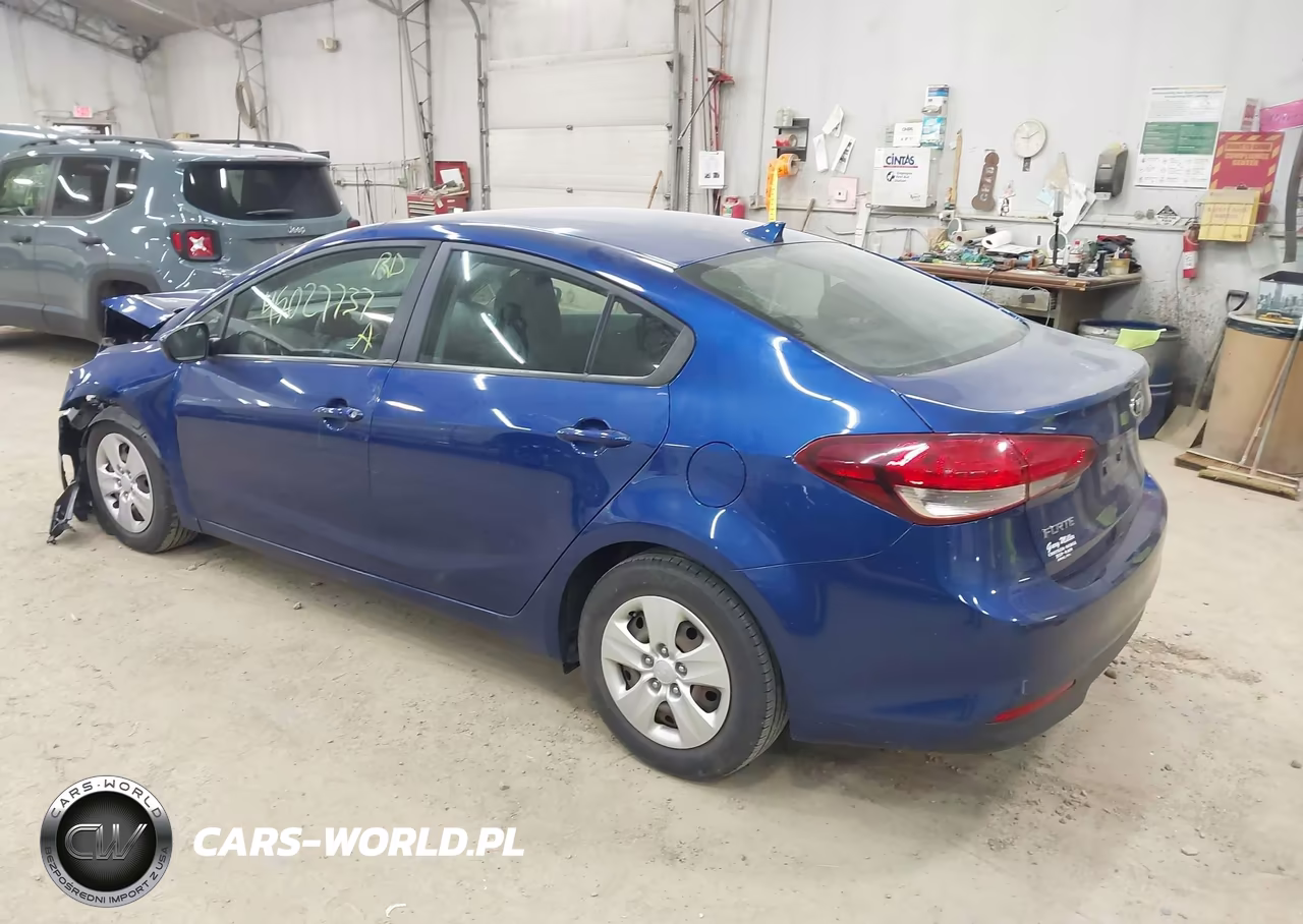 2018 Kia Forte Lx VIN:3KPFK4A74JE203022 - 3