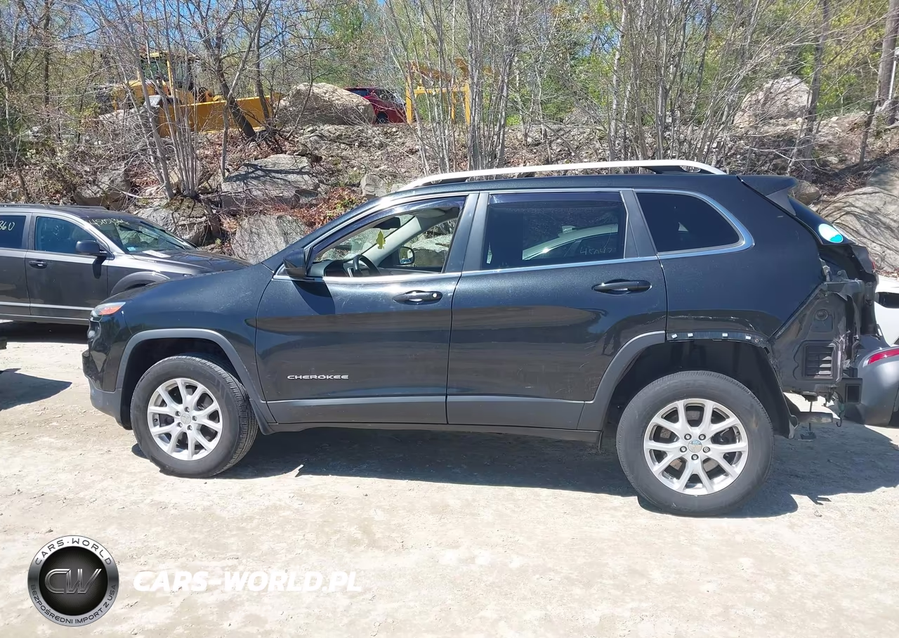 2016 Jeep Cherokee Latitude VIN:1C4PJMCS8GW214838 - 15