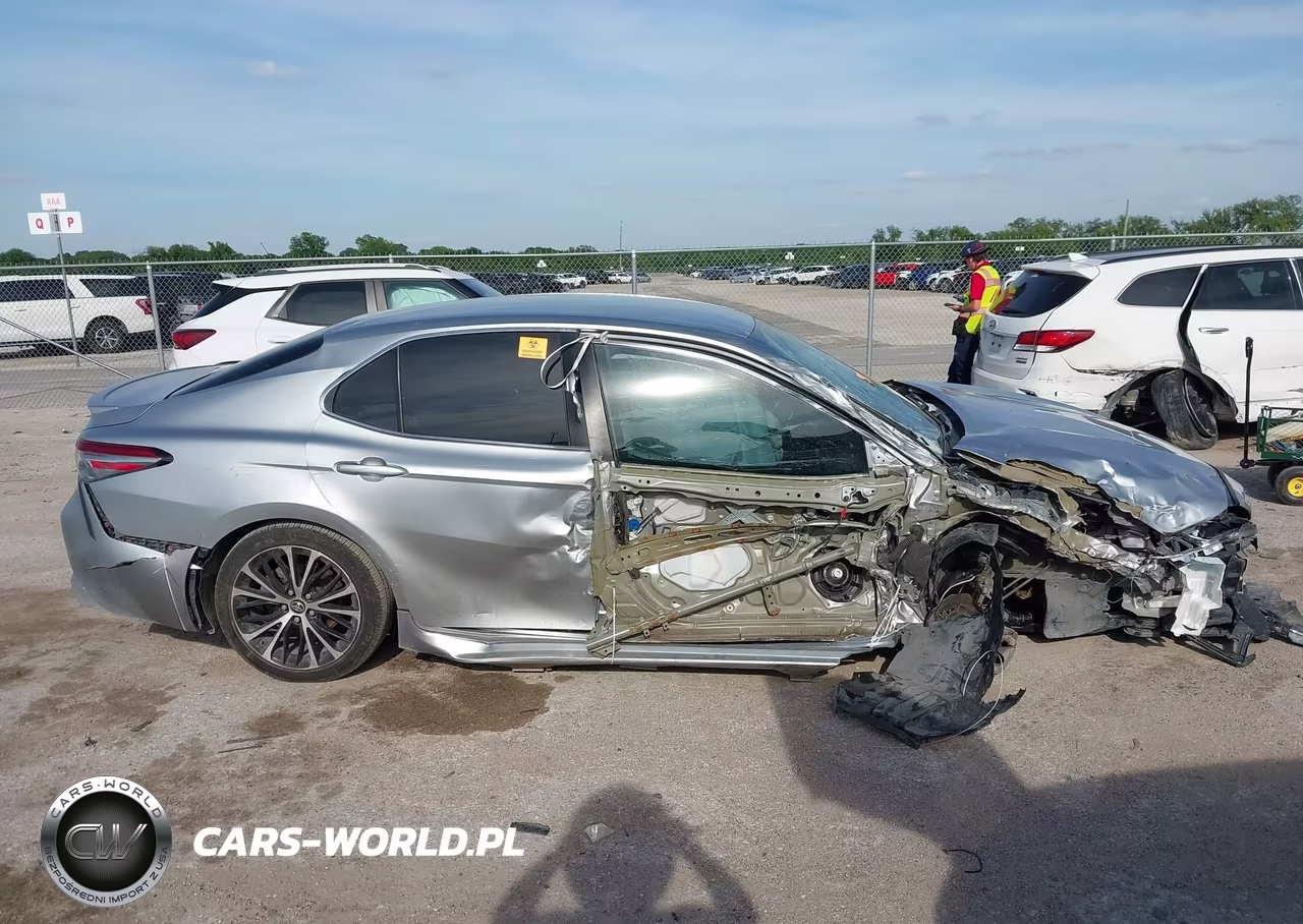 2018 Toyota Camry Se VIN:4T1B11HKXJU056731 - 12
