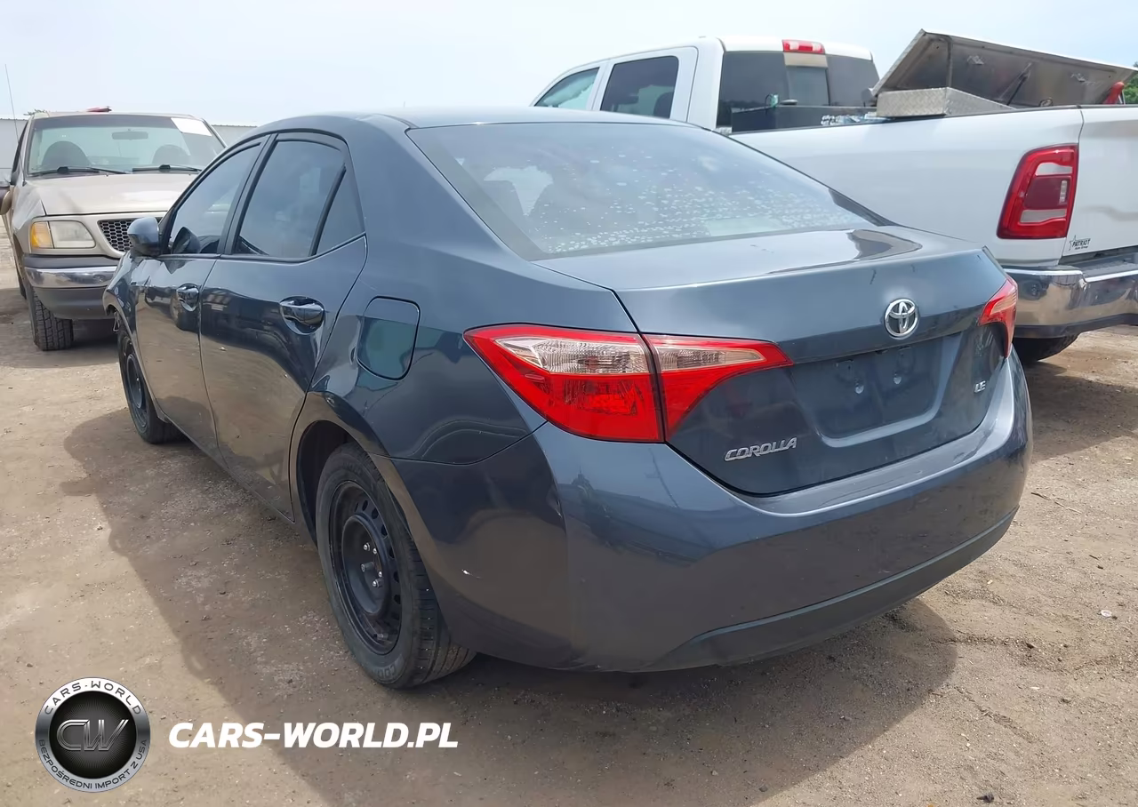 2019 Toyota Corolla Le VIN:2T1BURHE7KC214381 - 3