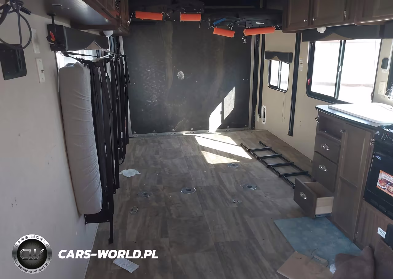 2016 Keystone Rubicon Rb2800 VIN:4YDT28028GH985258 - 8
