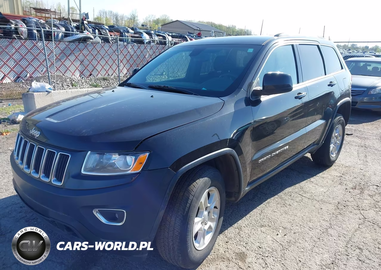 2015 Jeep Grand Cherokee Laredo VIN:1C4RJFAG5FC744204 - 2