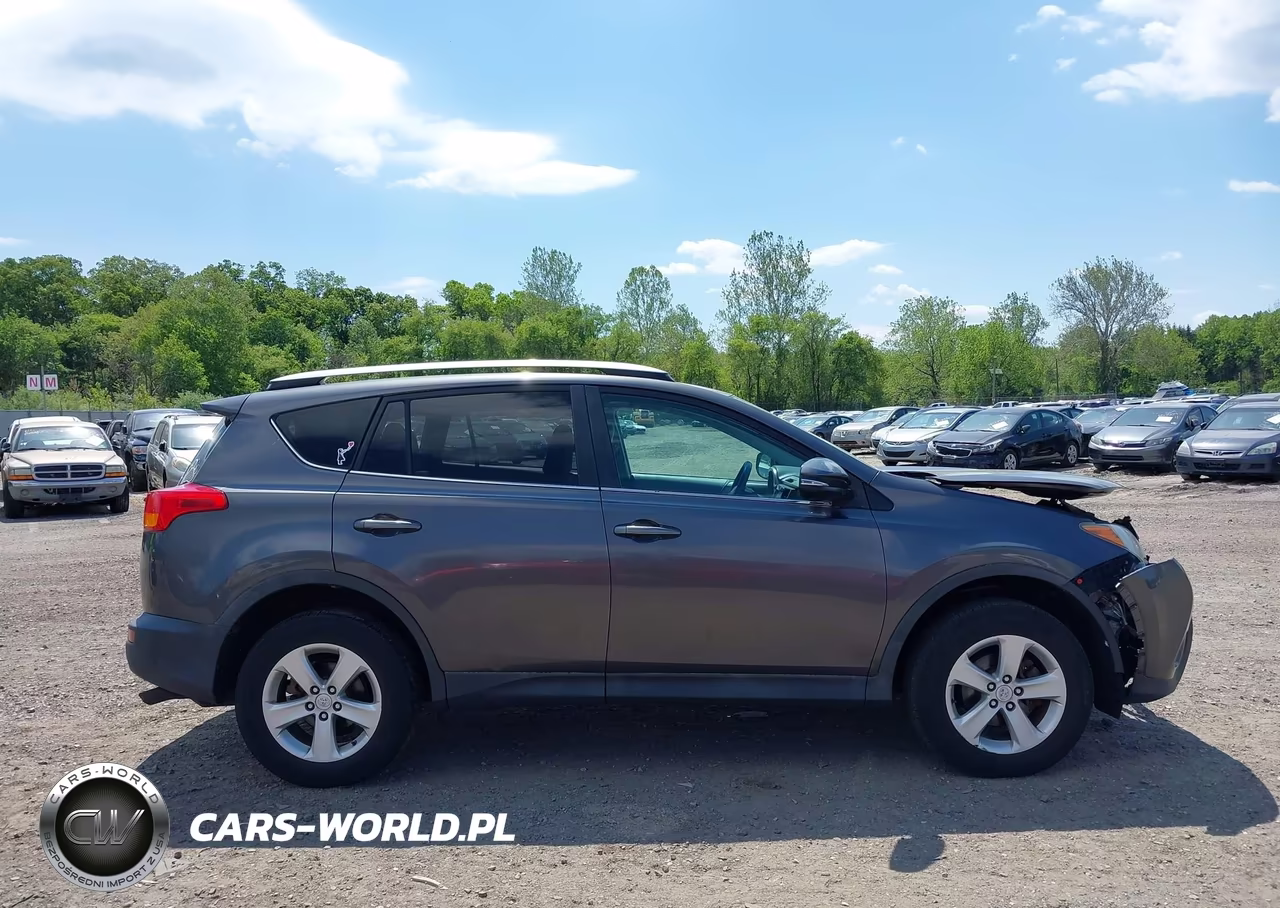 2013 Toyota Rav4 Xle VIN:2T3WFREV1DW072702 - 13