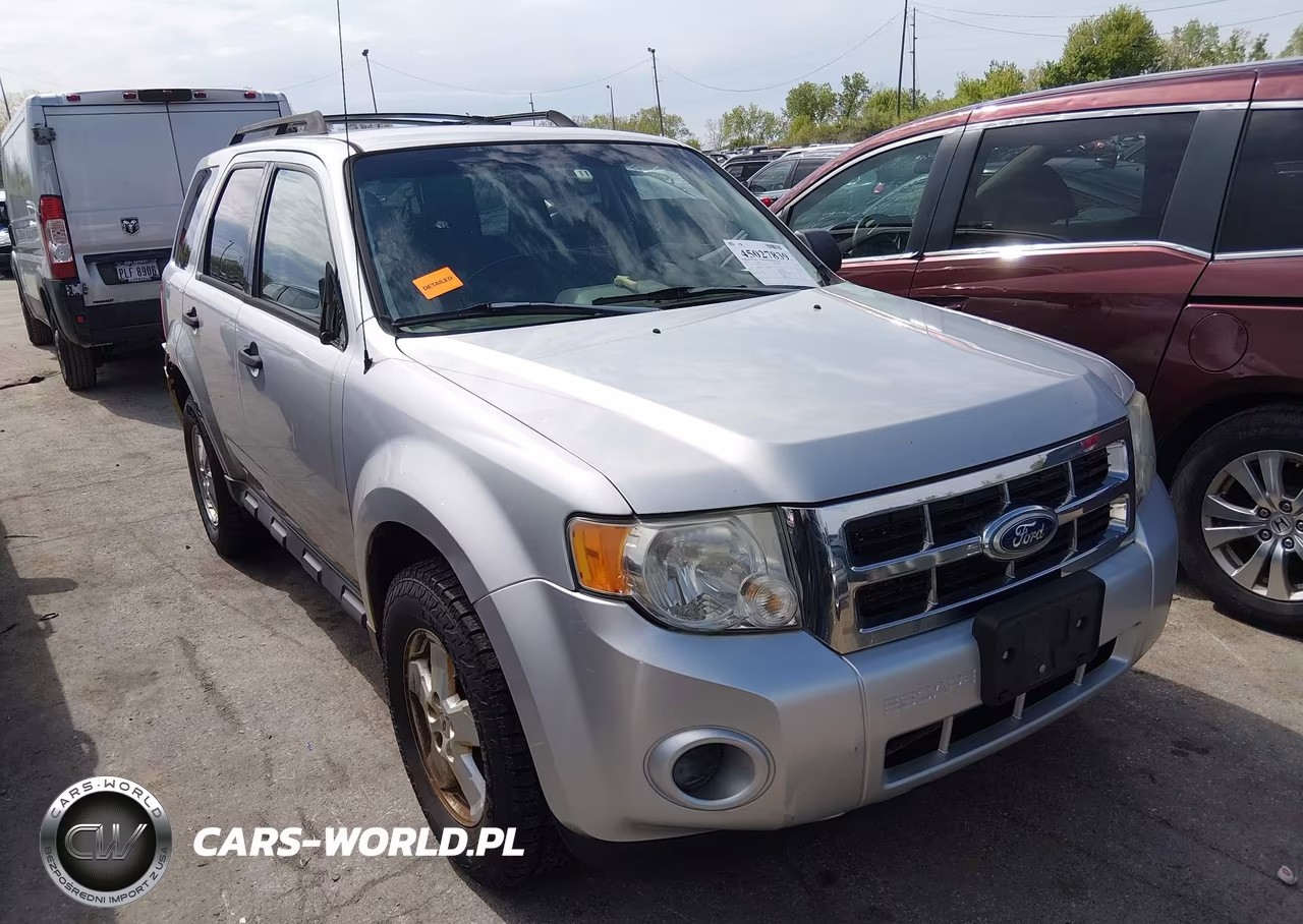 2010 Ford Escape Xls – zdjęcie 1 z 11