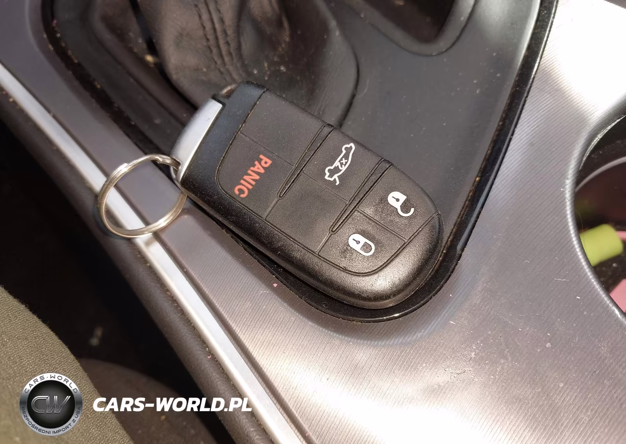 2019 Dodge Challenger Sxt VIN:2C3CDZAG1KH574806 - 11