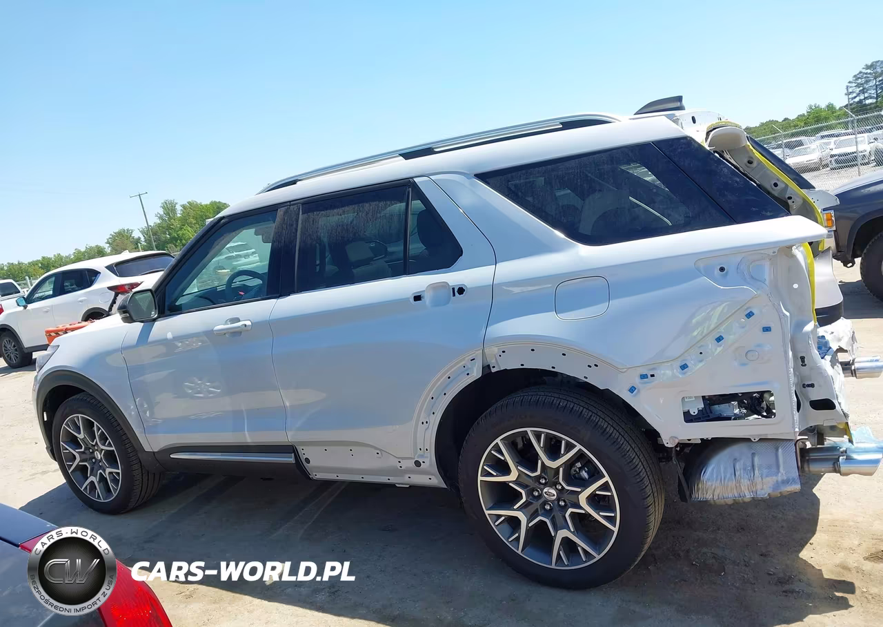 2025 Ford Explorer Platinum VIN:1FMWK8HC4SGC67374 - 14