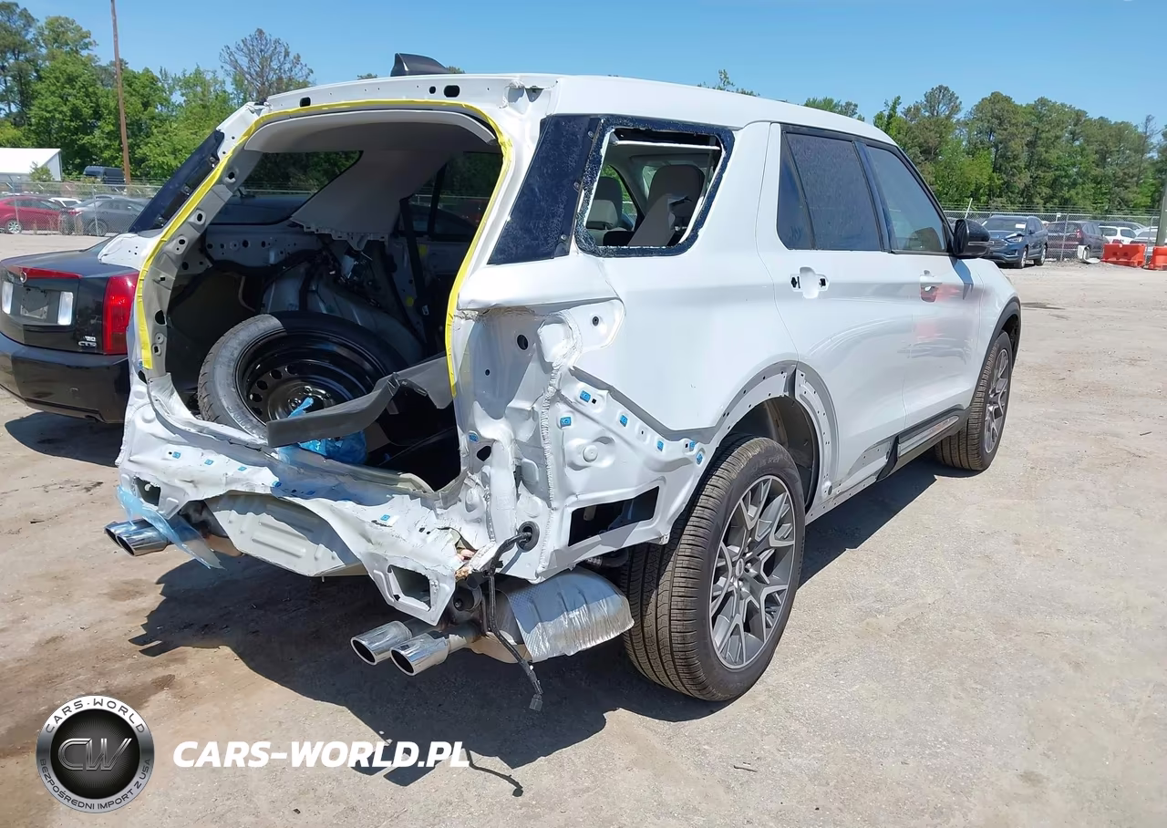 2025 Ford Explorer Platinum VIN:1FMWK8HC4SGC67374 - 4