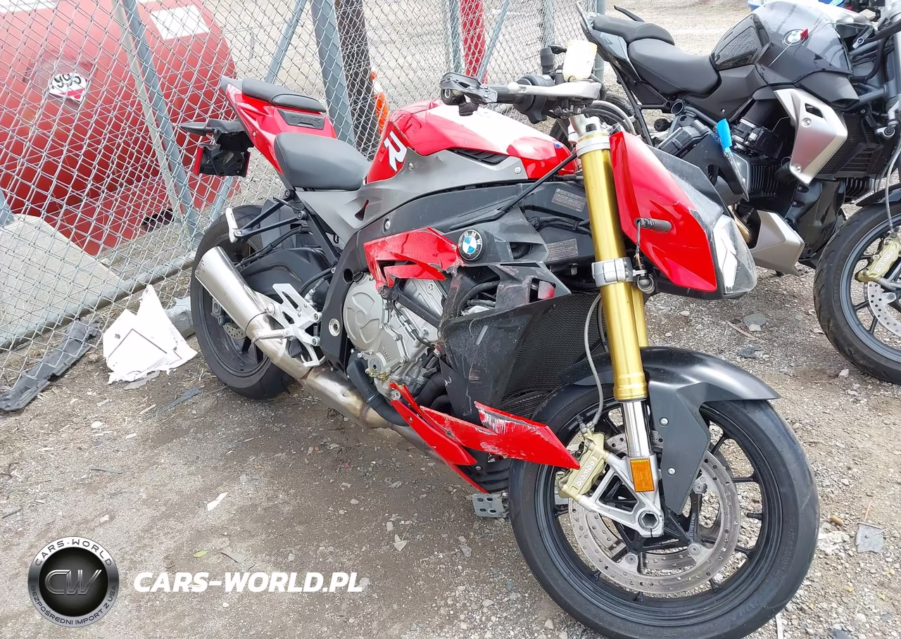 2016 BMW S 1000 R