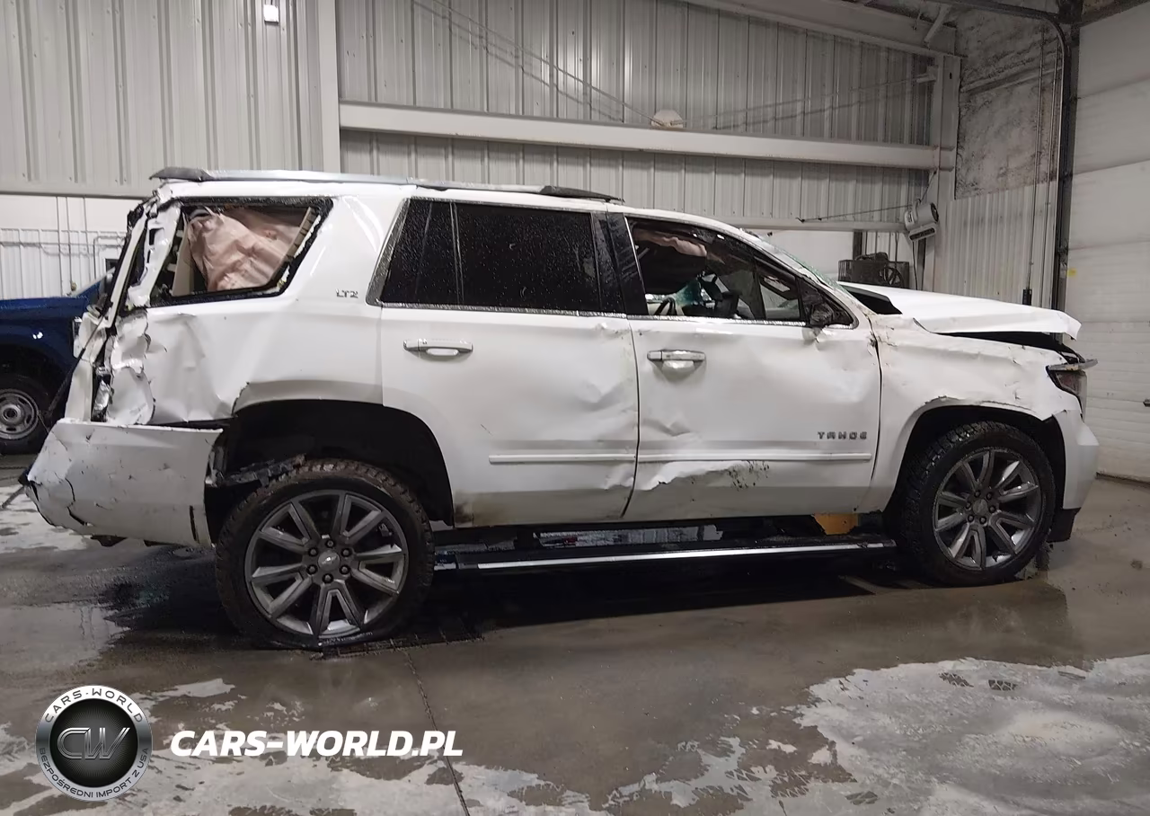 2016 Chevrolet Tahoe Ltz VIN:1GNSKCKC2GR120794 - 14
