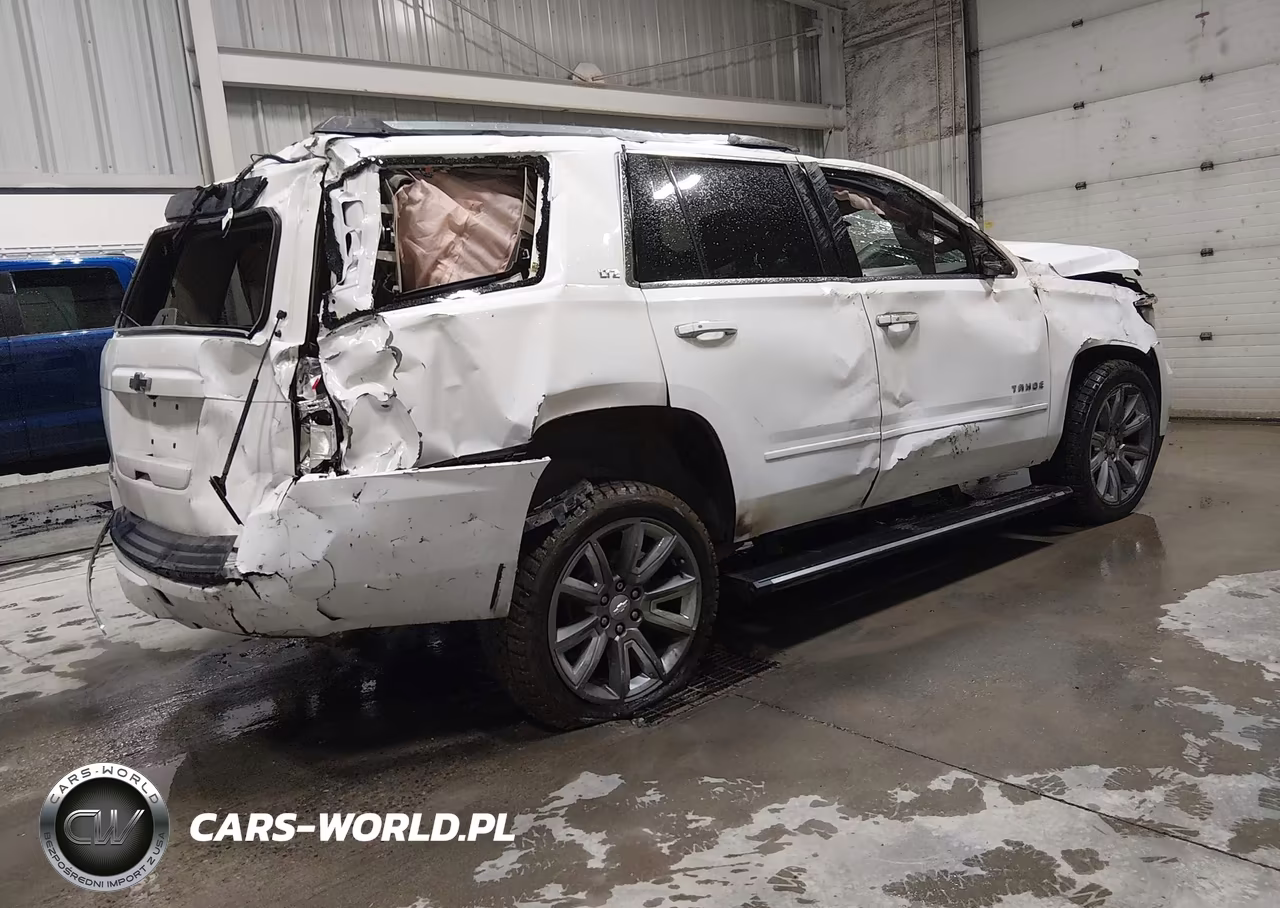 2016 Chevrolet Tahoe Ltz VIN:1GNSKCKC2GR120794 - 4