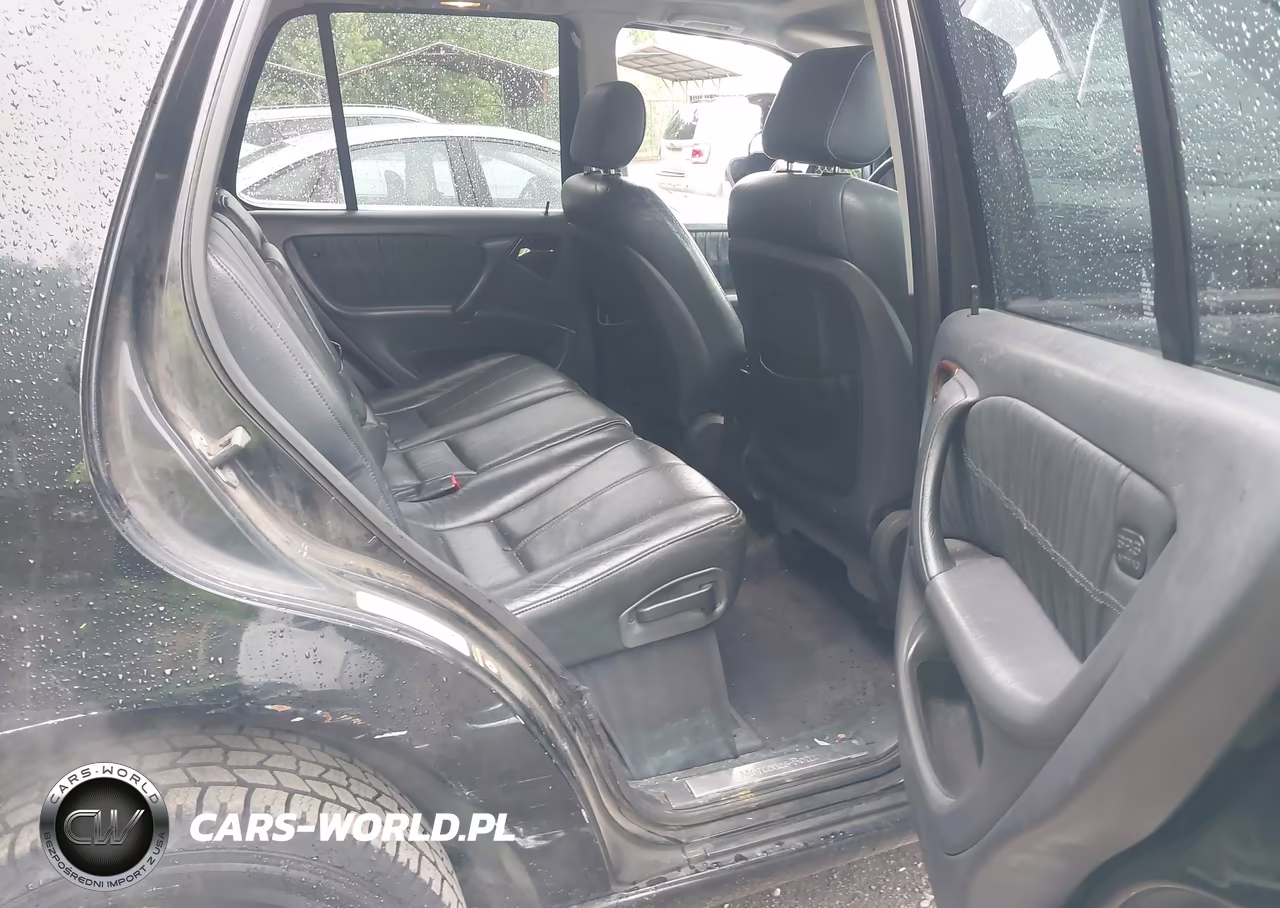 2000 Mercedes-Benz Ml 320 VIN:4JGAB54EXYA154539 - 8