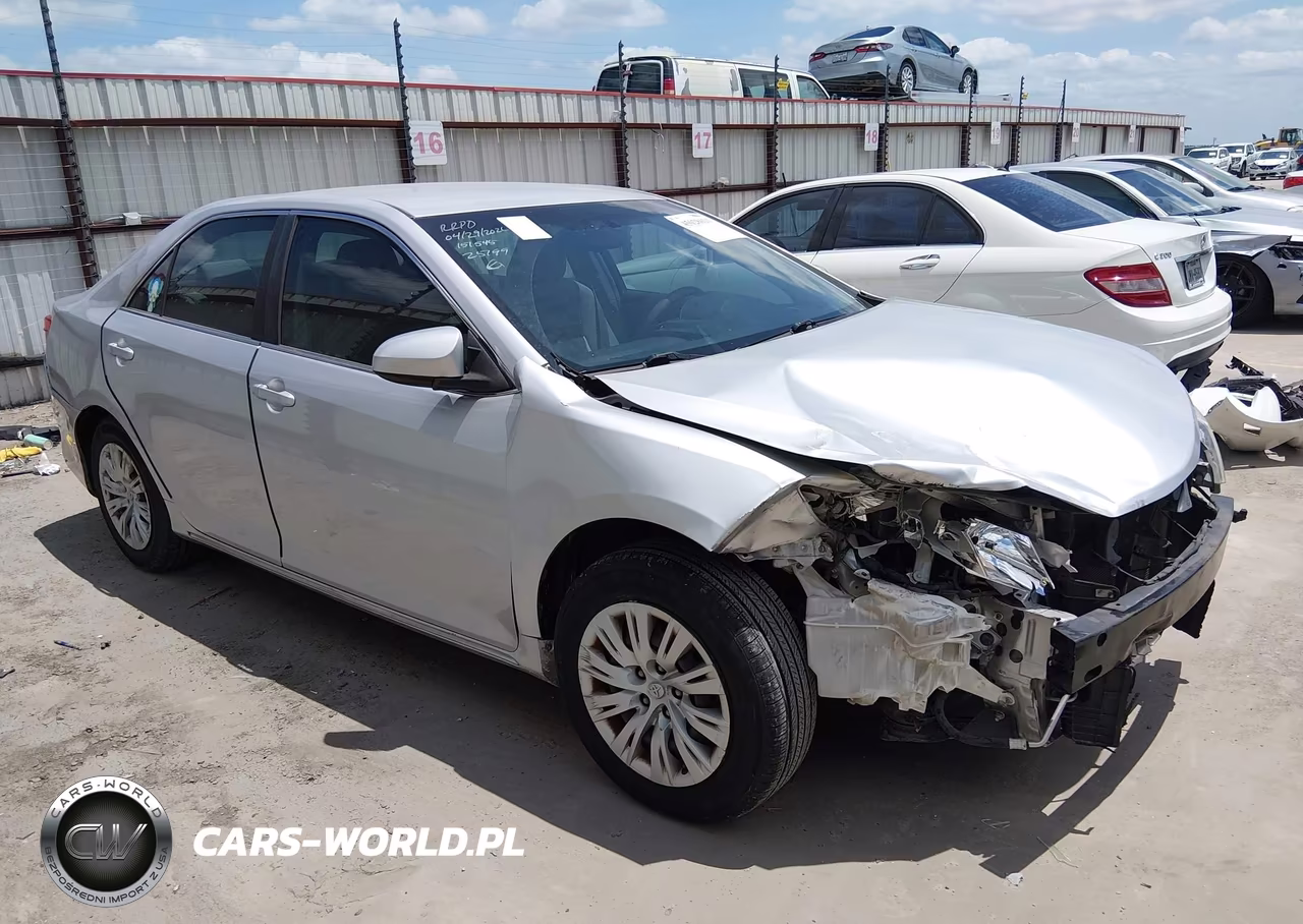 2012 Toyota Camry Le VIN:4T1BF1FK5CU040671 - 14