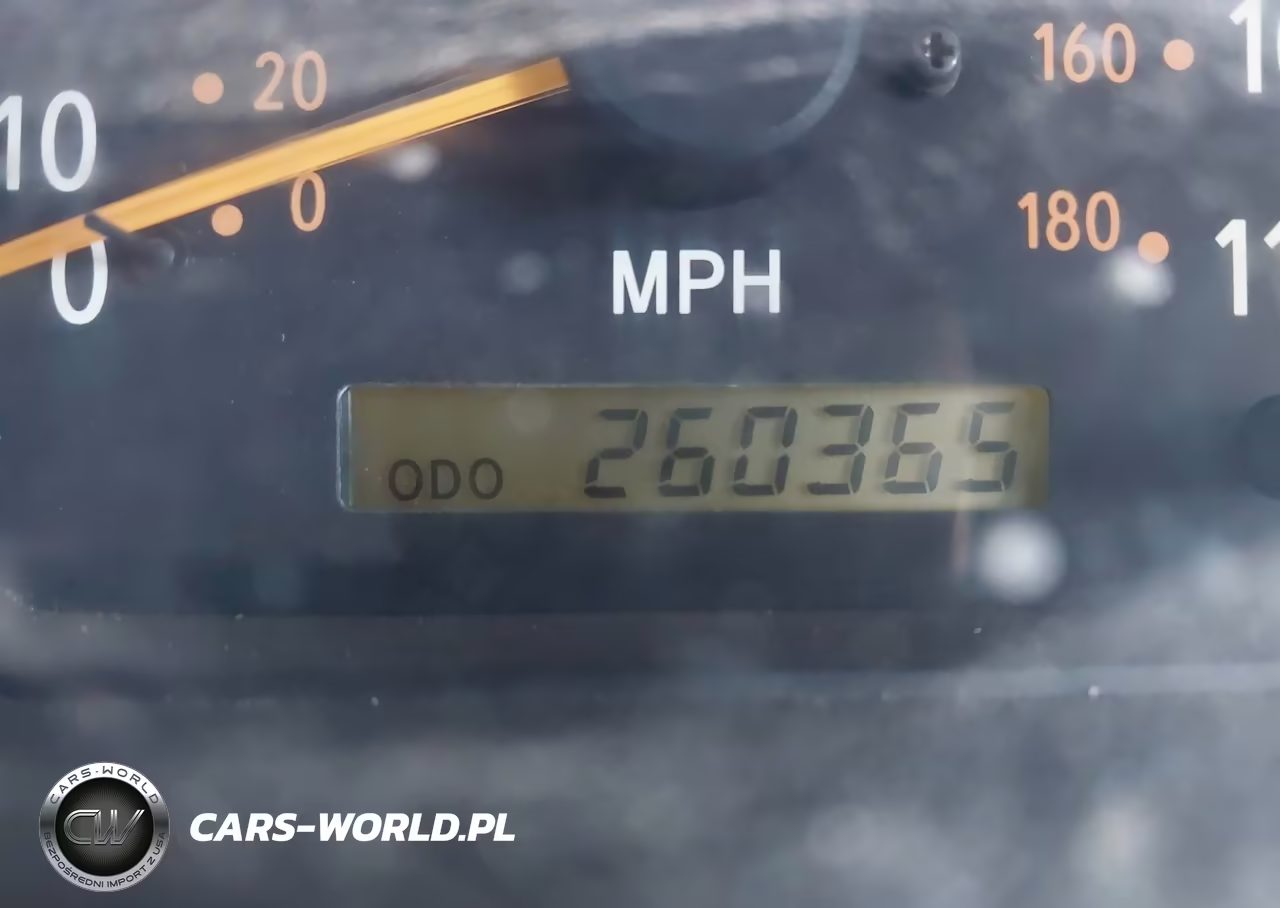 2002 Toyota Tundra Ltd V8 VIN:5TBRT38132S246207 - 15