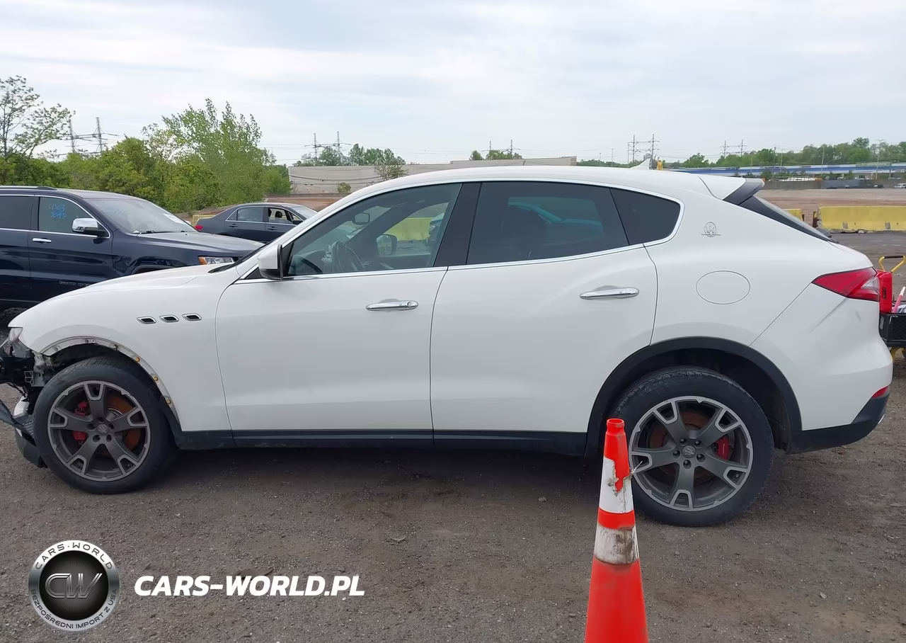 2017 Maserati Levante VIN:ZN661XUA6HX226922 - 14