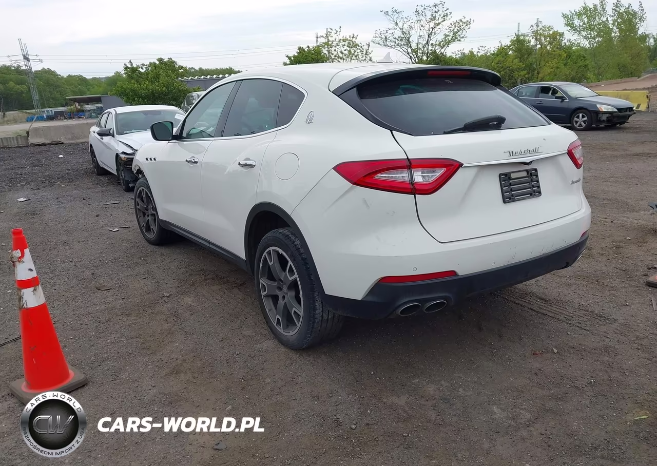 2017 Maserati Levante VIN:ZN661XUA6HX226922 - 3