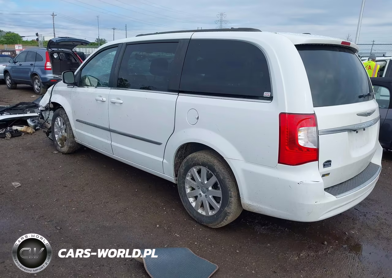 2014 Chrysler Town & Country Touring VIN:2C4RC1BG7ER443936 - 3