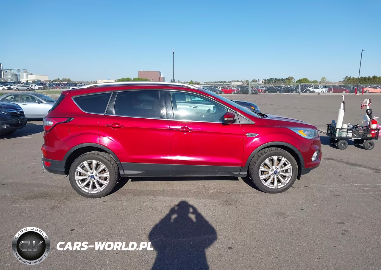 2017 Ford Escape Titanium VIN:1FMCU0JDXHUF05224 - 14