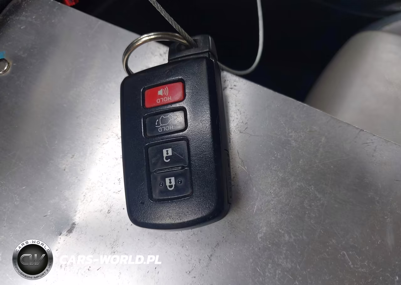 2018 Toyota Rav4 Hybrid Limited VIN:JTMDJREV4JD175580 - 11
