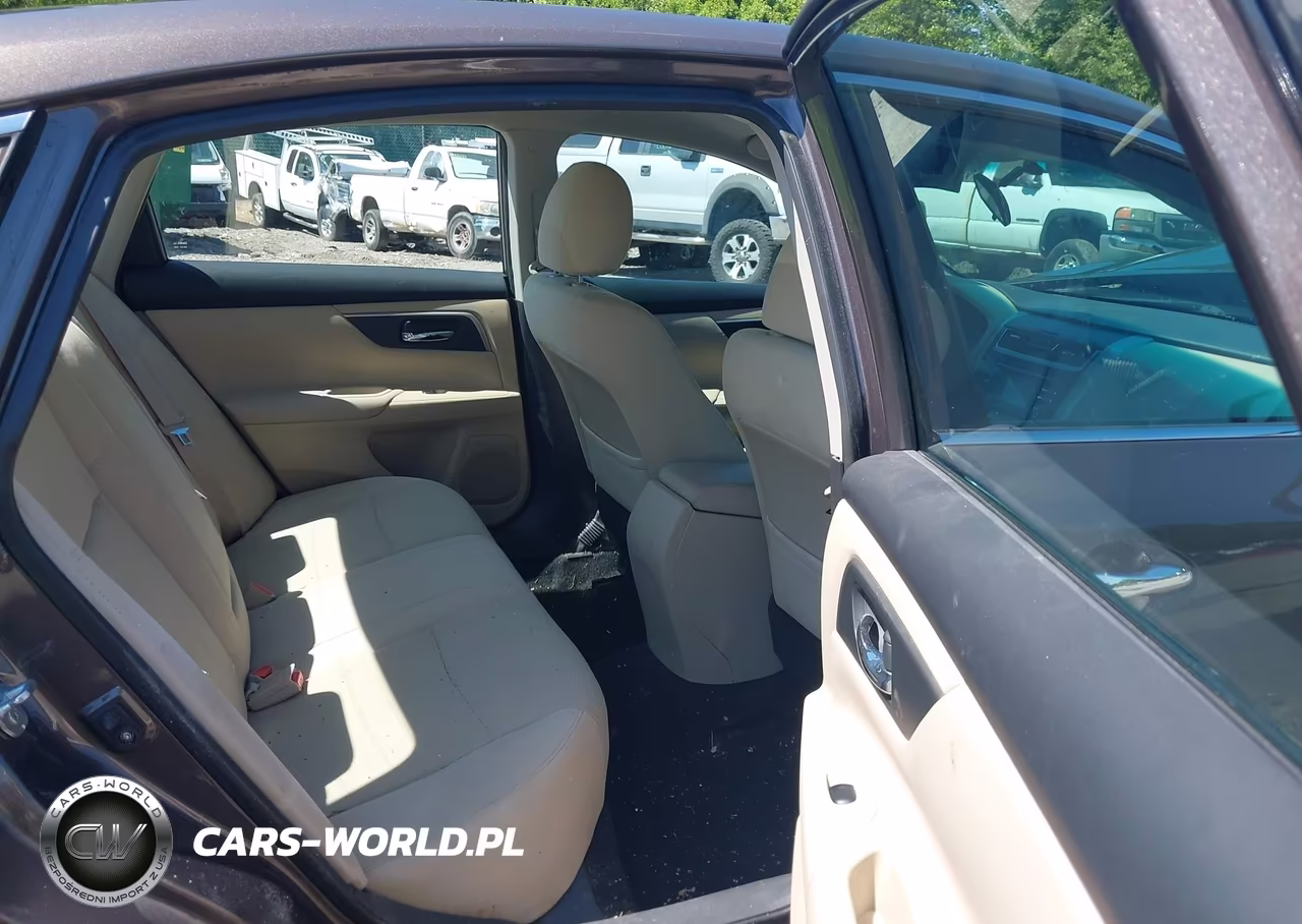 2015 Nissan Altima 2.5 S VIN:1N4AL3AP6FN889025 - 8