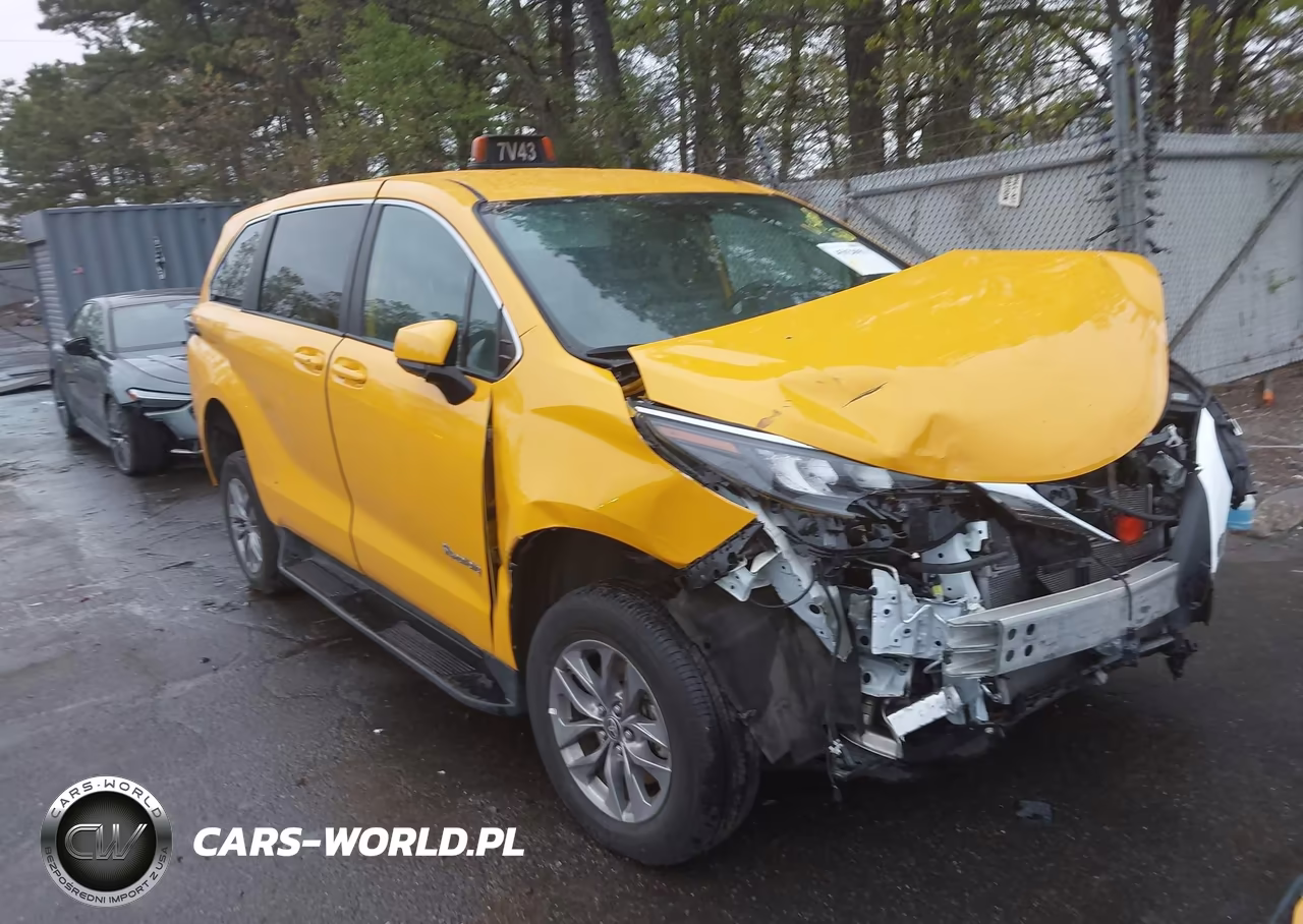 2025 Toyota Sienna Le – zdjęcie 1 z 19