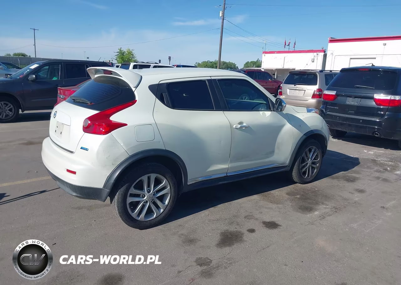 2012 Nissan Juke S VIN:JN8AF5MR0CT116976 - 4