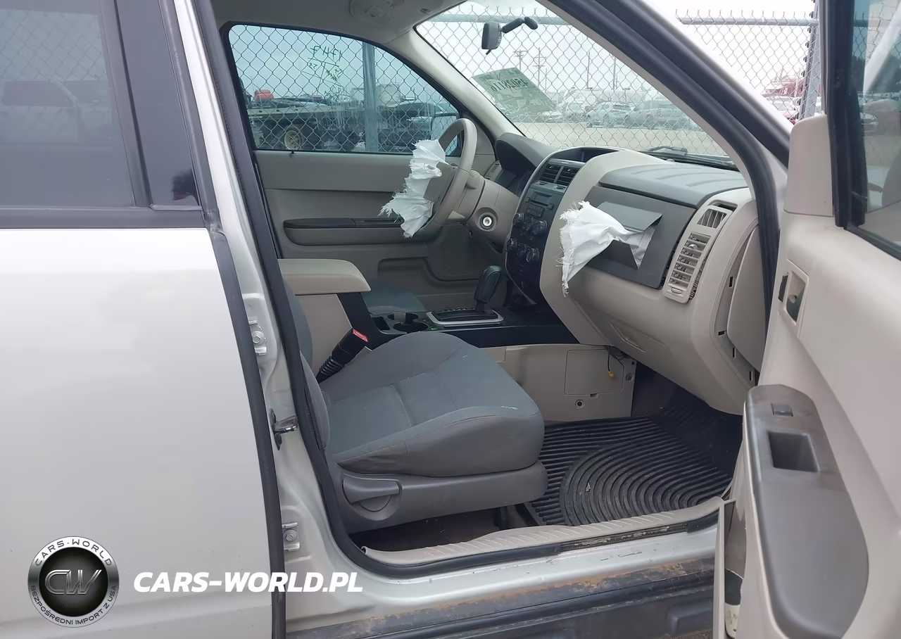2008 Ford Escape Xls VIN:1FMCU02Z08KE11052 - 5