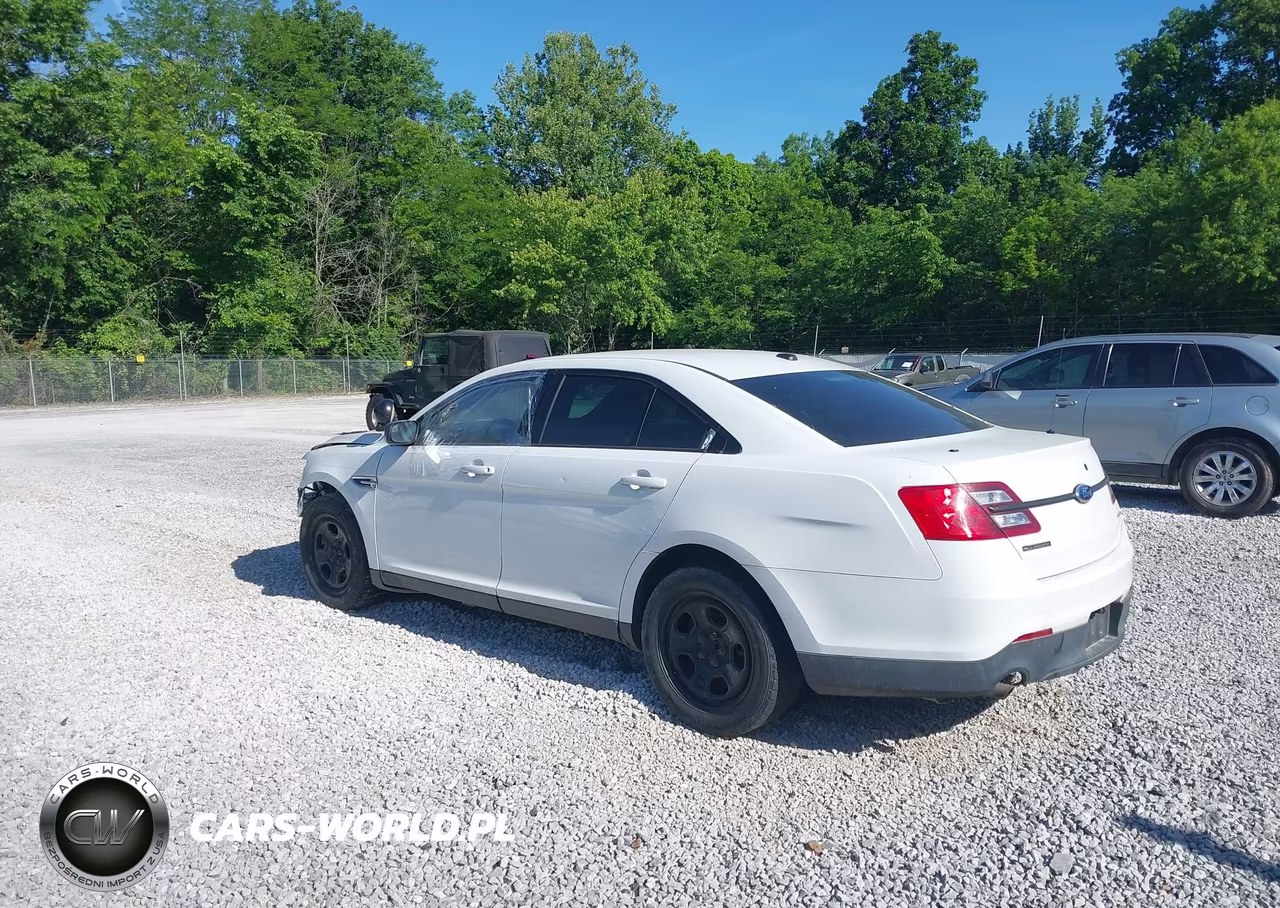 2013 Ford Police Interceptor VIN:1FAHP2L82DG105783 - 3