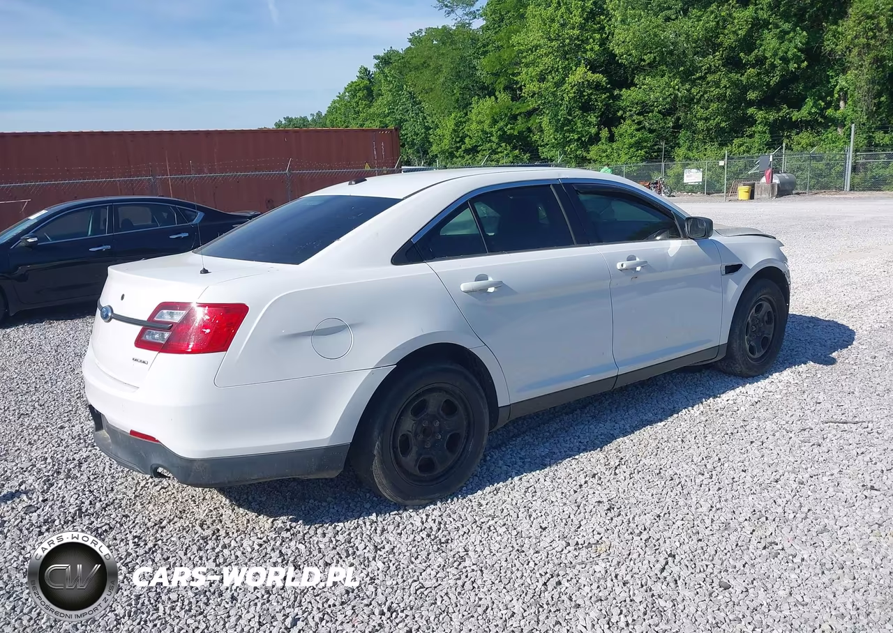 2013 Ford Police Interceptor VIN:1FAHP2L82DG105783 - 4